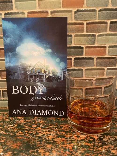 Ana Diamond and Body Snatched