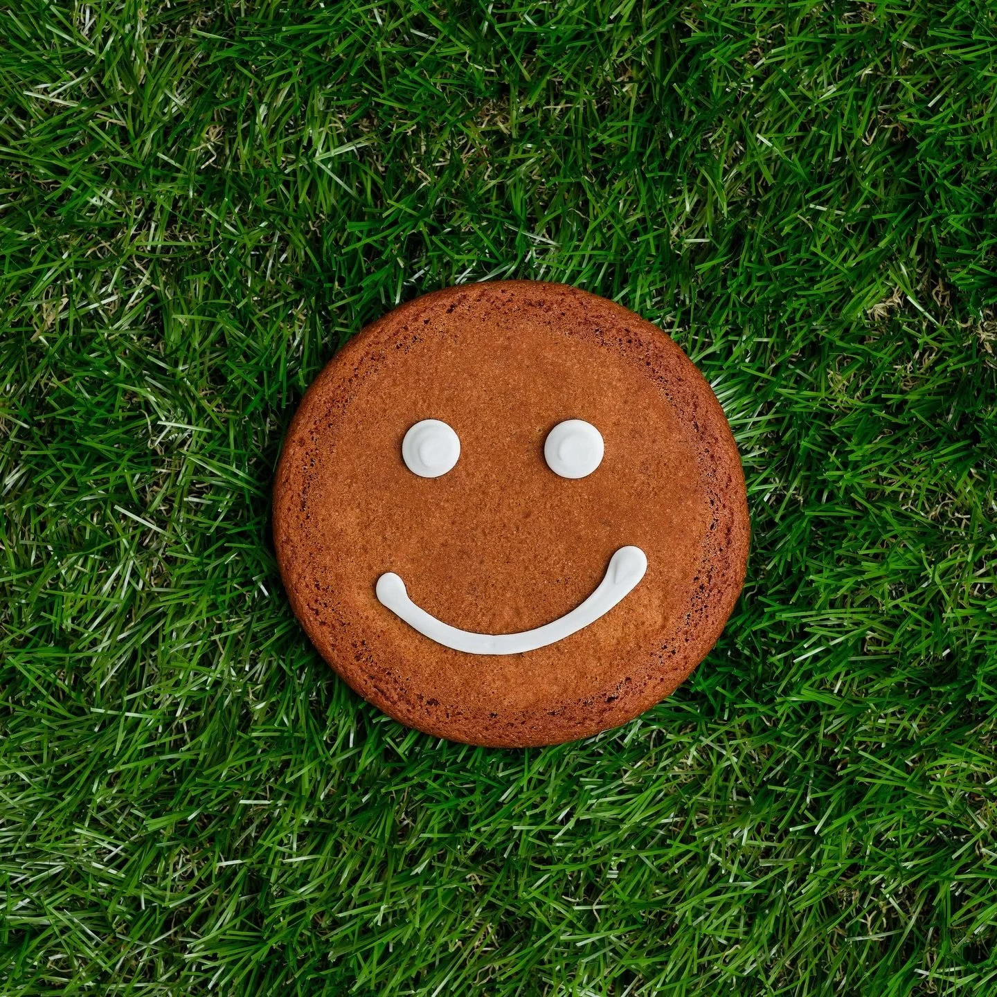 😁 Start the week smiling ✨

Shots from @brigitsbakery at the @brandlicensingeurope show ⭐️ with @azdesignuk 

@teletubbieshq Tubby Toast biscuits 
@strawberryshortcake cute cupcakes
@pawpatrol bus full of delights!

I took the bakes home to shoot to