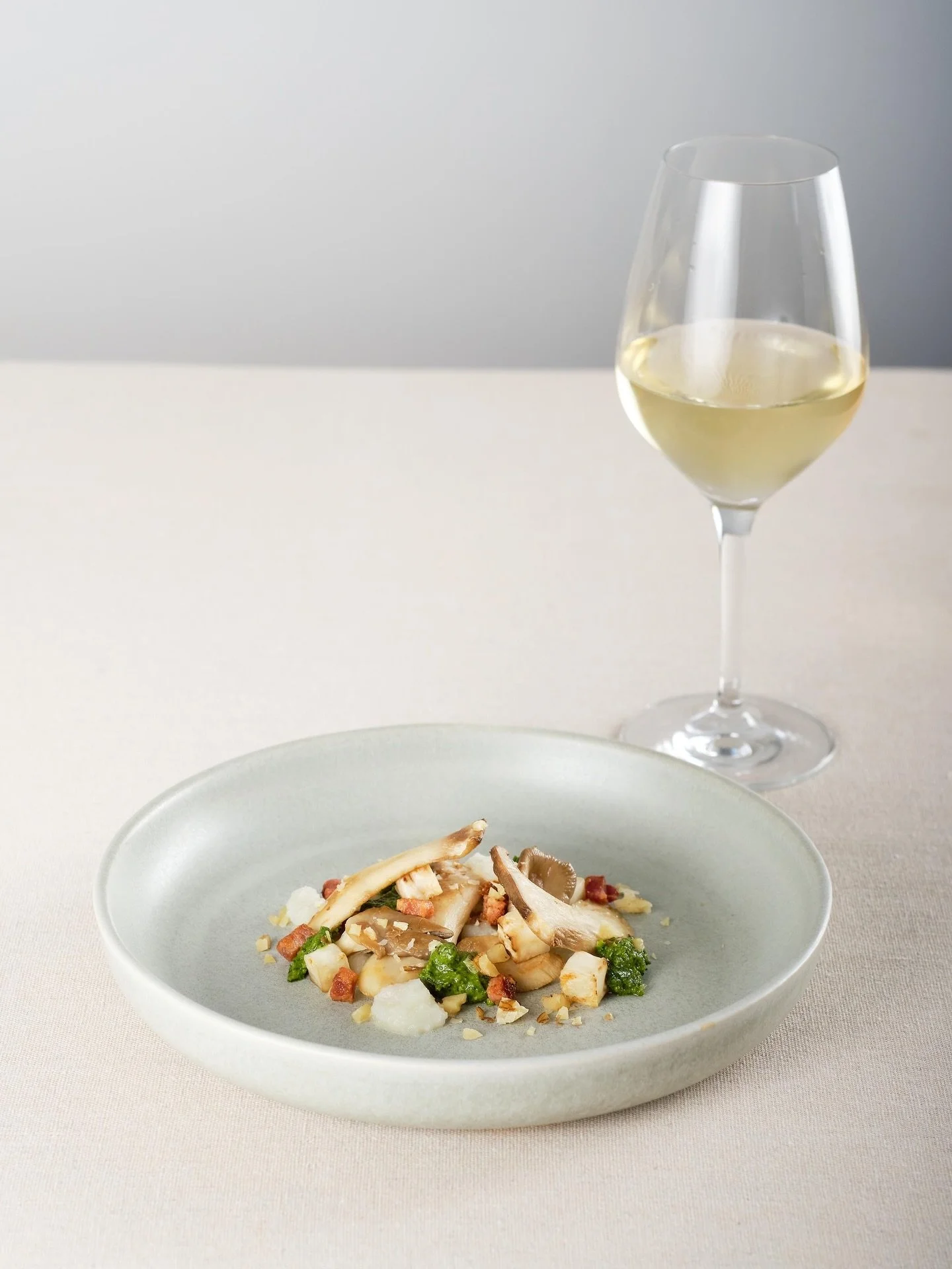 ✨Fresh, bright, and ready for spring 🌿

I recently photographed the new seasonal menu for @becbradburyskitchen 📸  keeping things clean, minimal, and full of light so the food can really shine.

The images were designed with versatility in mind; ple