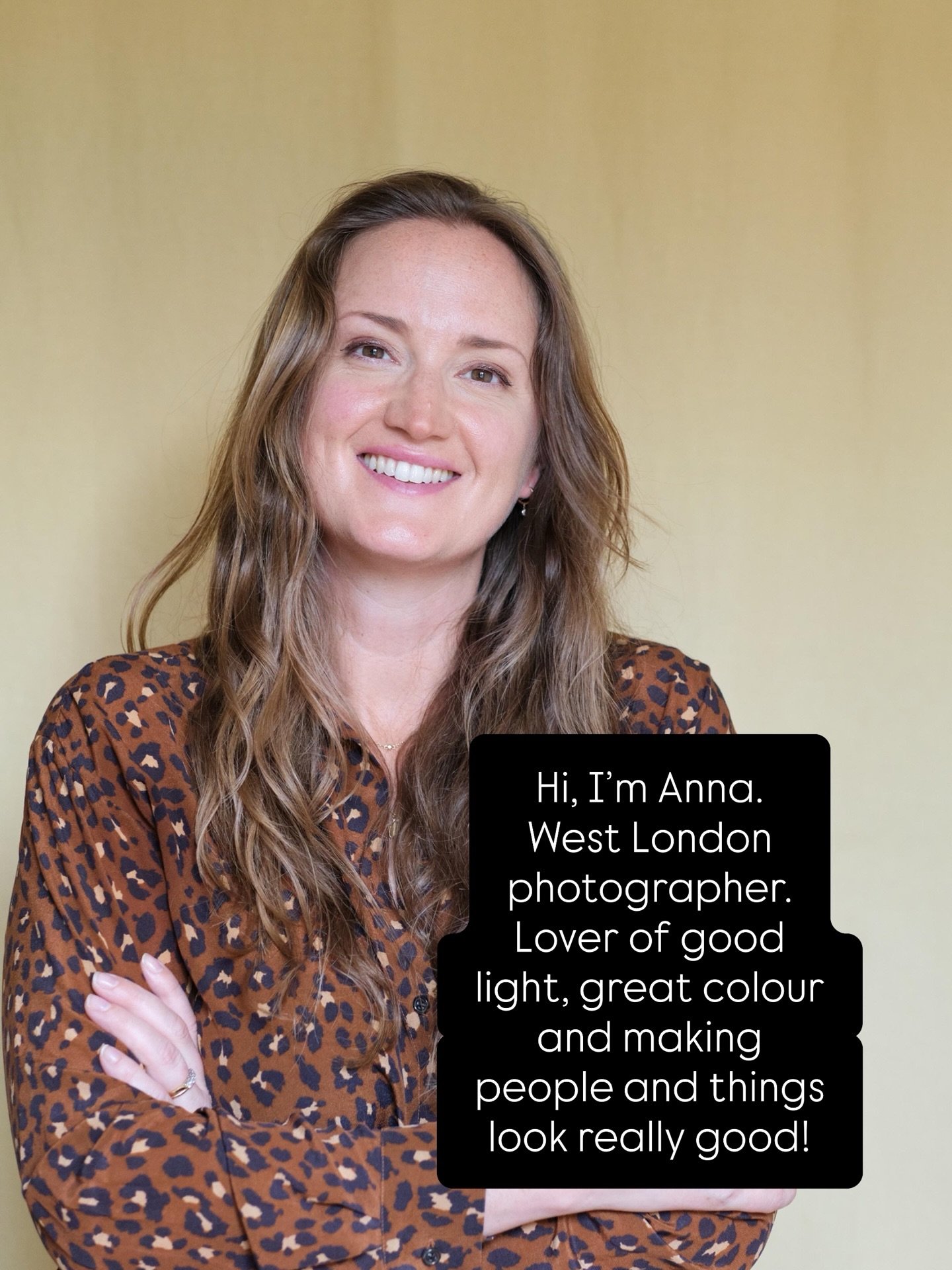 A little reintroduction, for those who don&rsquo;t know me yet 👋

I&rsquo;m Anna, a West London based photographer who makes people, products, food and drink look good. Really good, hopefully. 🤩

I&rsquo;ve been behind a camera for over 25 years, f