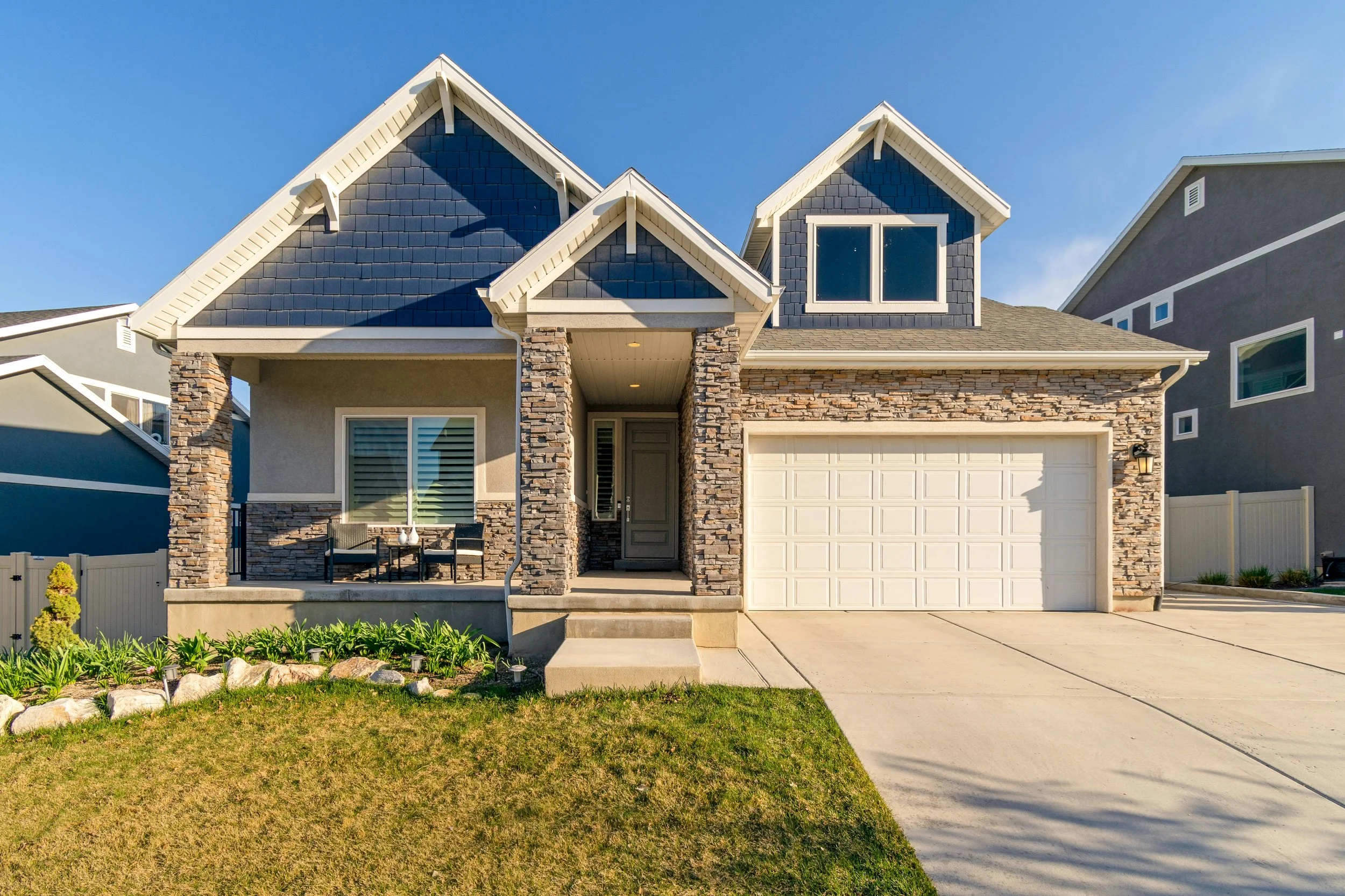 Painting services in Eden Prairie, MN by Villa's Pro Painting