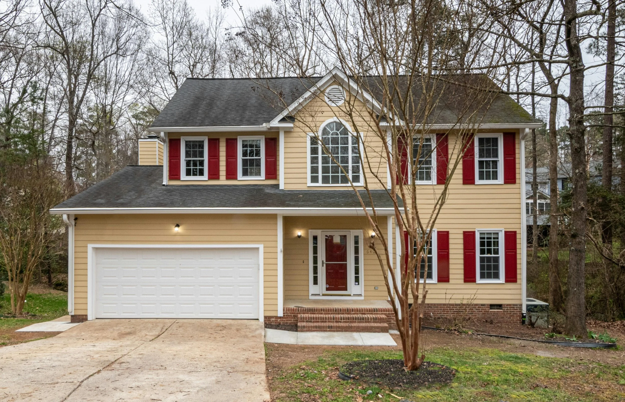 Exterior painting services in Bloomington MN by Villa's Pro Painting