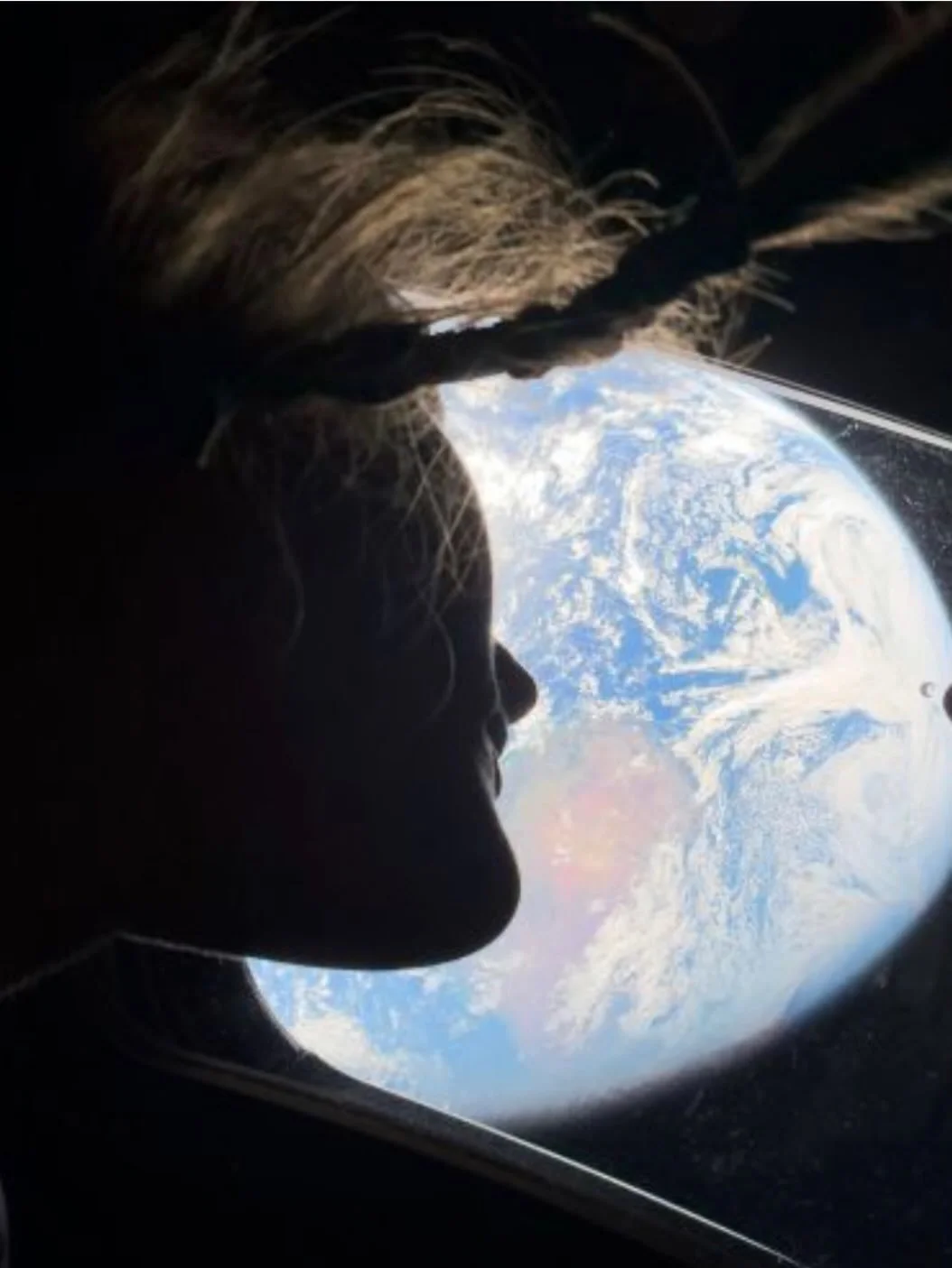 History being made in so many ways 🪐 

@astro_christina taking her braids into space and the first to leave the Earth&rsquo;s orbit. 🌍 👏 

Most braiders we know can&rsquo;t bear braiding even in a slight breeze, let alone zero gravity. 🚀 

Think 