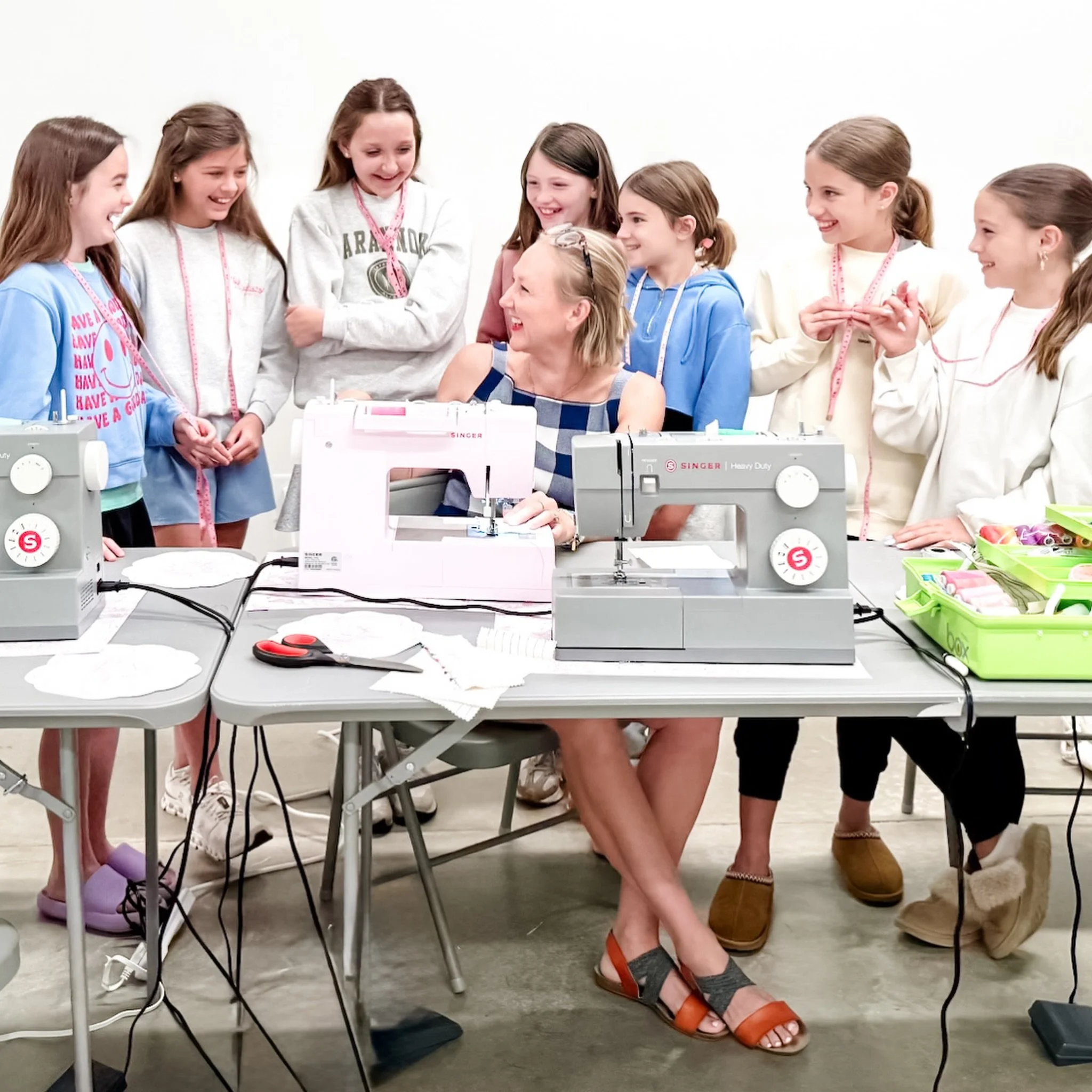 📣 We just hosted our FIRST Pep Gally &ldquo;POP-UP&rdquo; in Auburn, Alabama&hellip; and sewing is officially having a moment.
 
Two days.
Incredible young artists.
Massive growth. ✨🧵
 
In just FOUR months, I&rsquo;ve watched this community come al