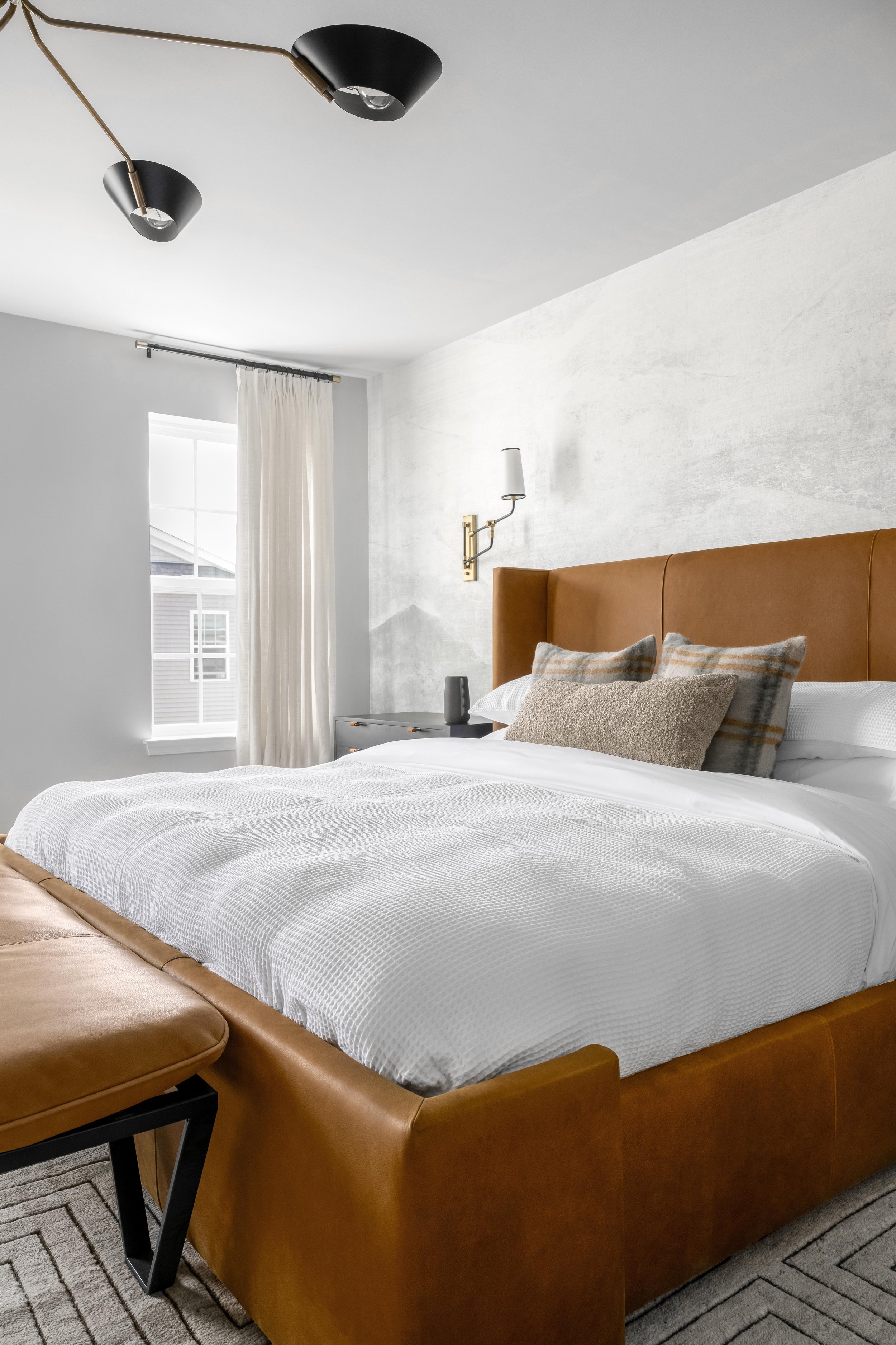 Huggins_Residence _Bedroom-6.jpg