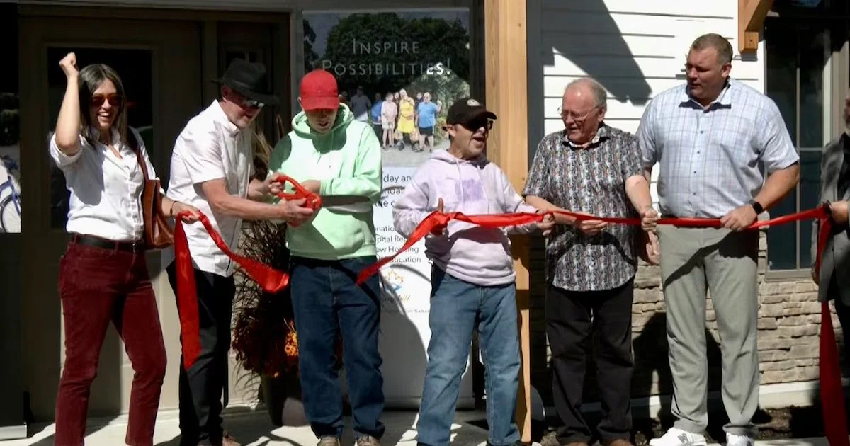 Ribbon Cutting 2.jpeg