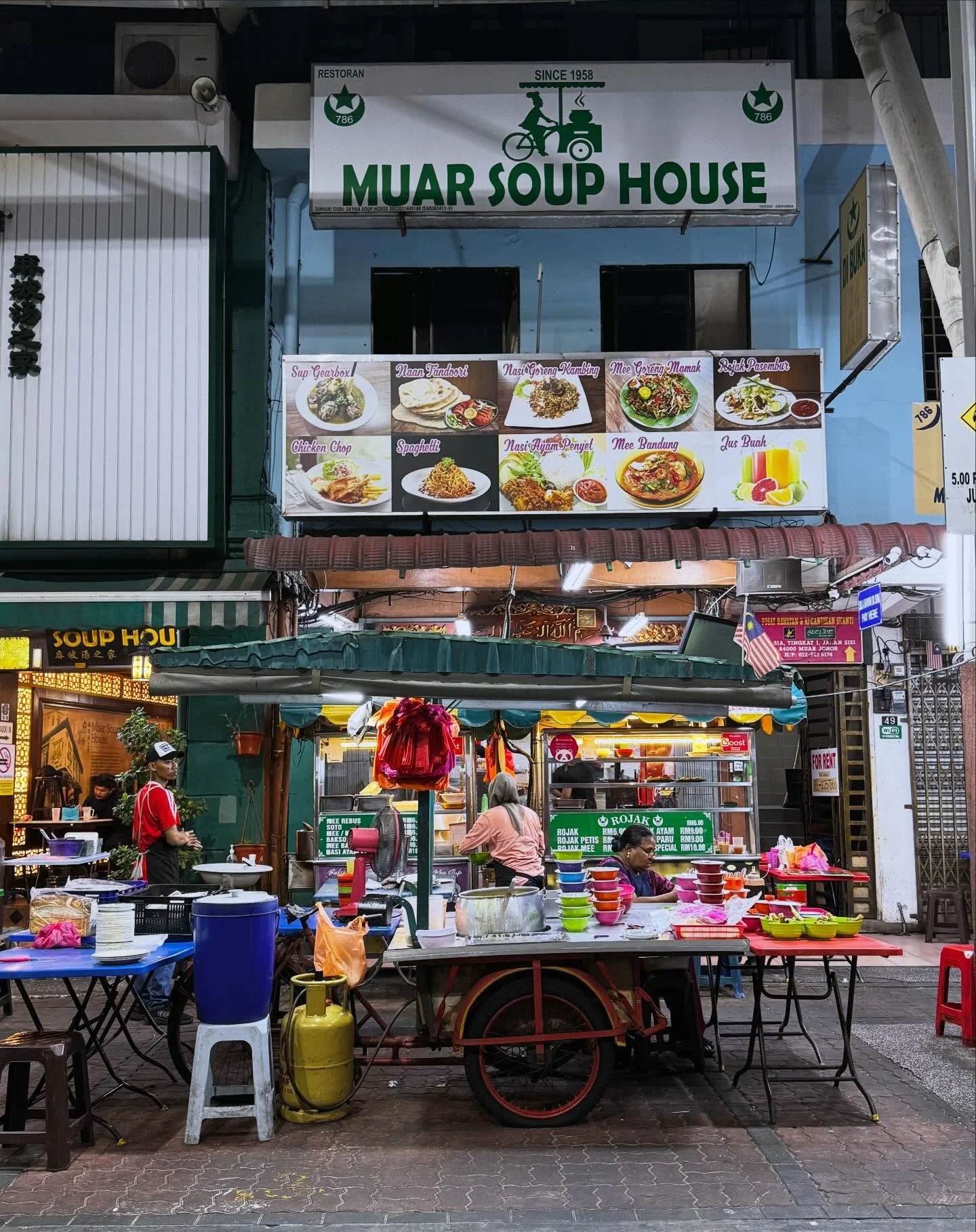 LEVELS dispatch from Muar, Malaysia. 

Otak-otak and asam pedas on the riverfront, morning satay at a kopitiam that&rsquo;s been running since before independence, and mee bandung that&rsquo;s ugly in the best possible way. A few days in Muar scoping