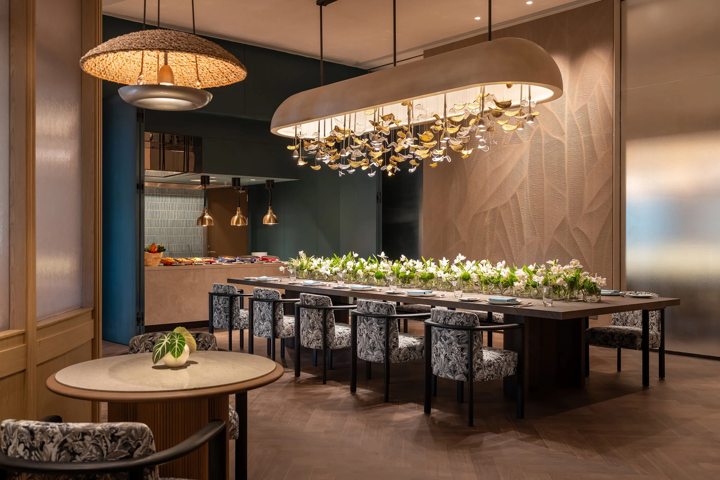SOLA&LUNA All-Day Dining-Chef Table 全日制餐厅-主厨餐桌.jpg