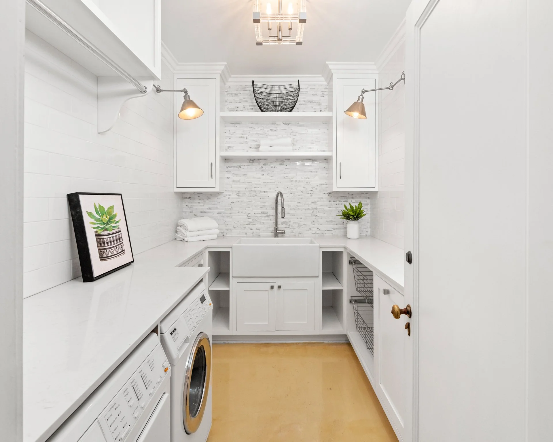 1200SArroyoBlvd-mls-85.jpg