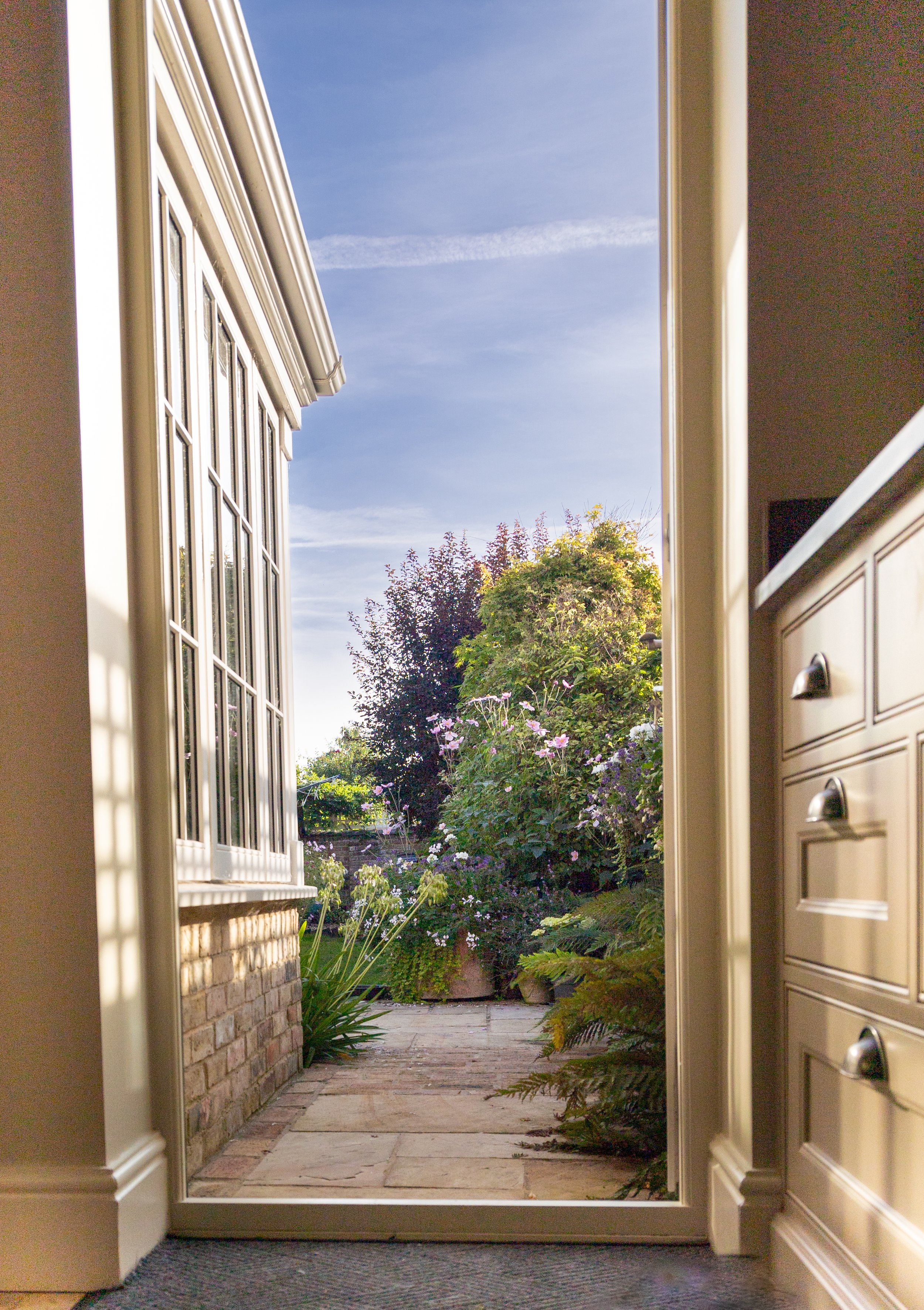 26-BACK DOOR FROM INSIDE.jpg