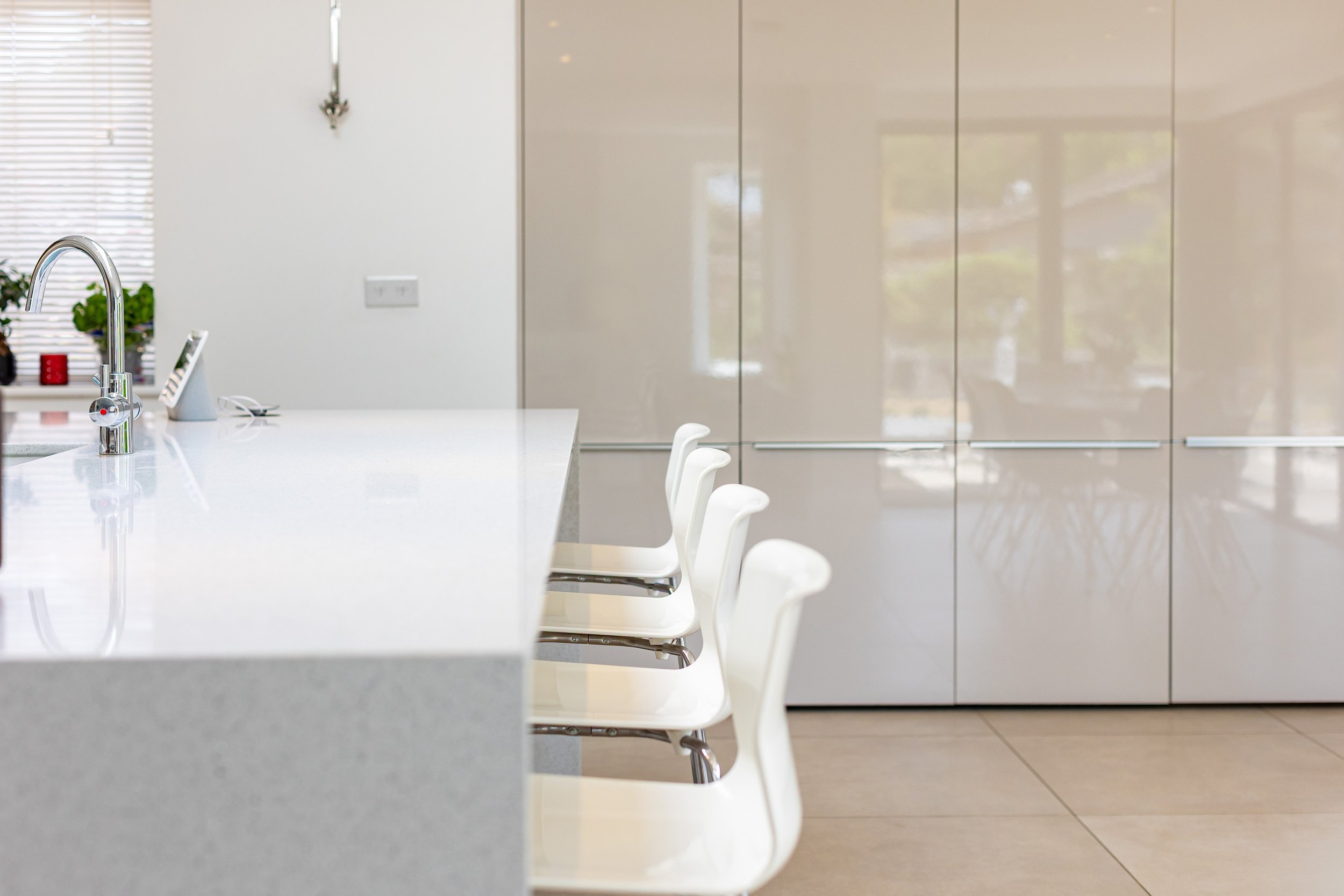 29 Upland Park Road 00114.jpg