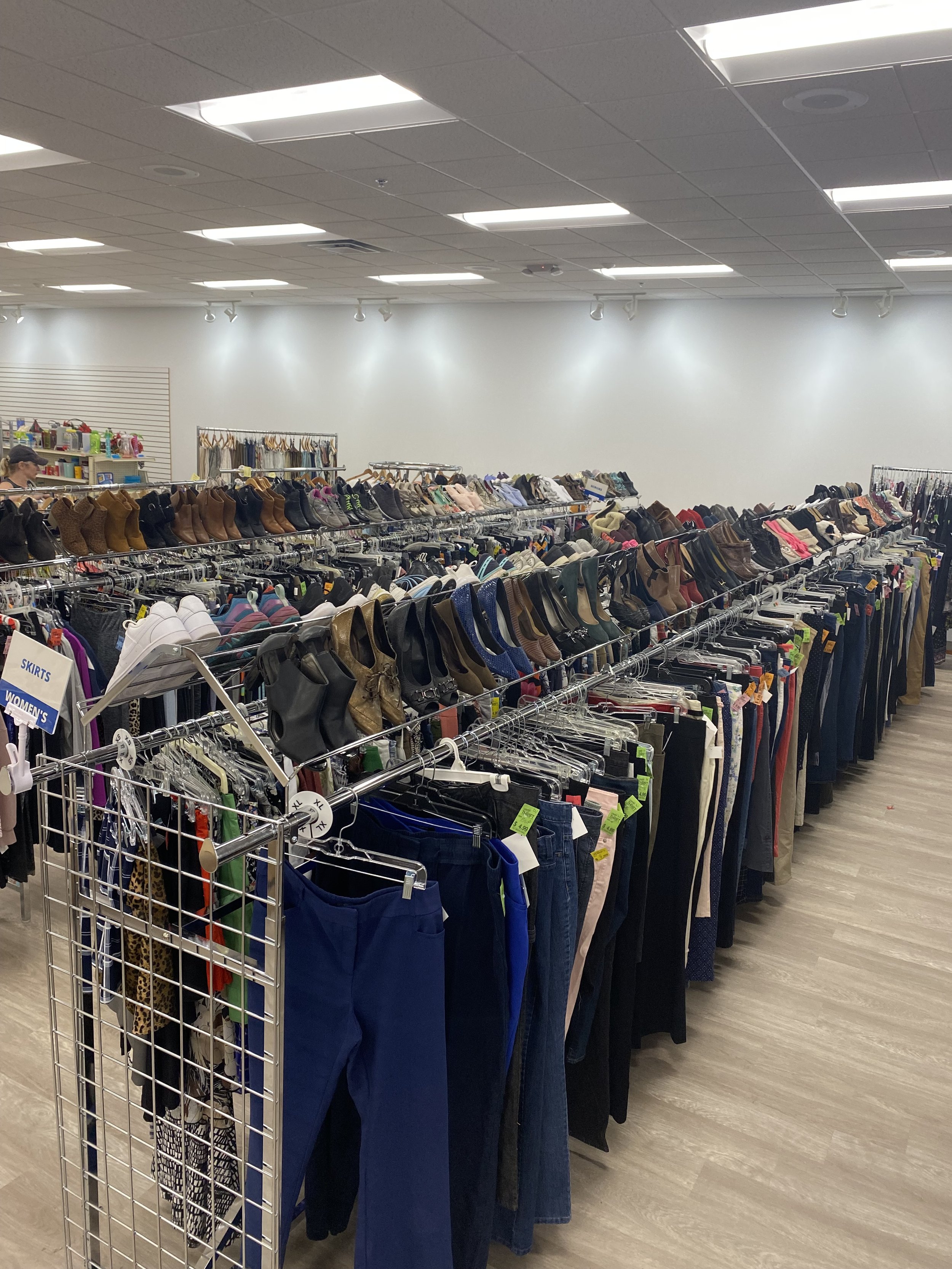 Quakertown Plaza — Liberty Ministries Thrift