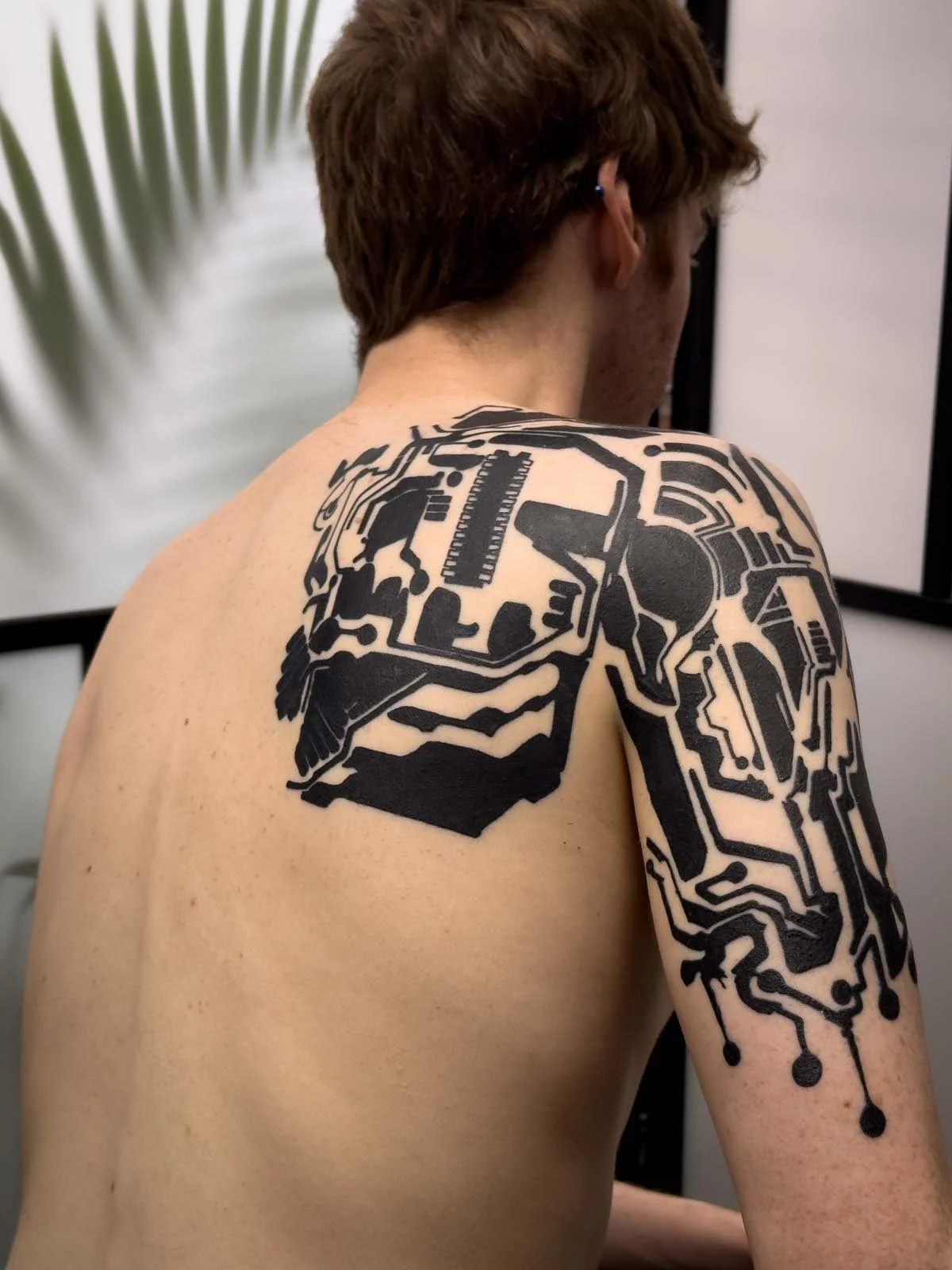 Josaline Green_Top Rated Bay Area Blackwork Tattoo_Dark Water Berkeley_029.jpg