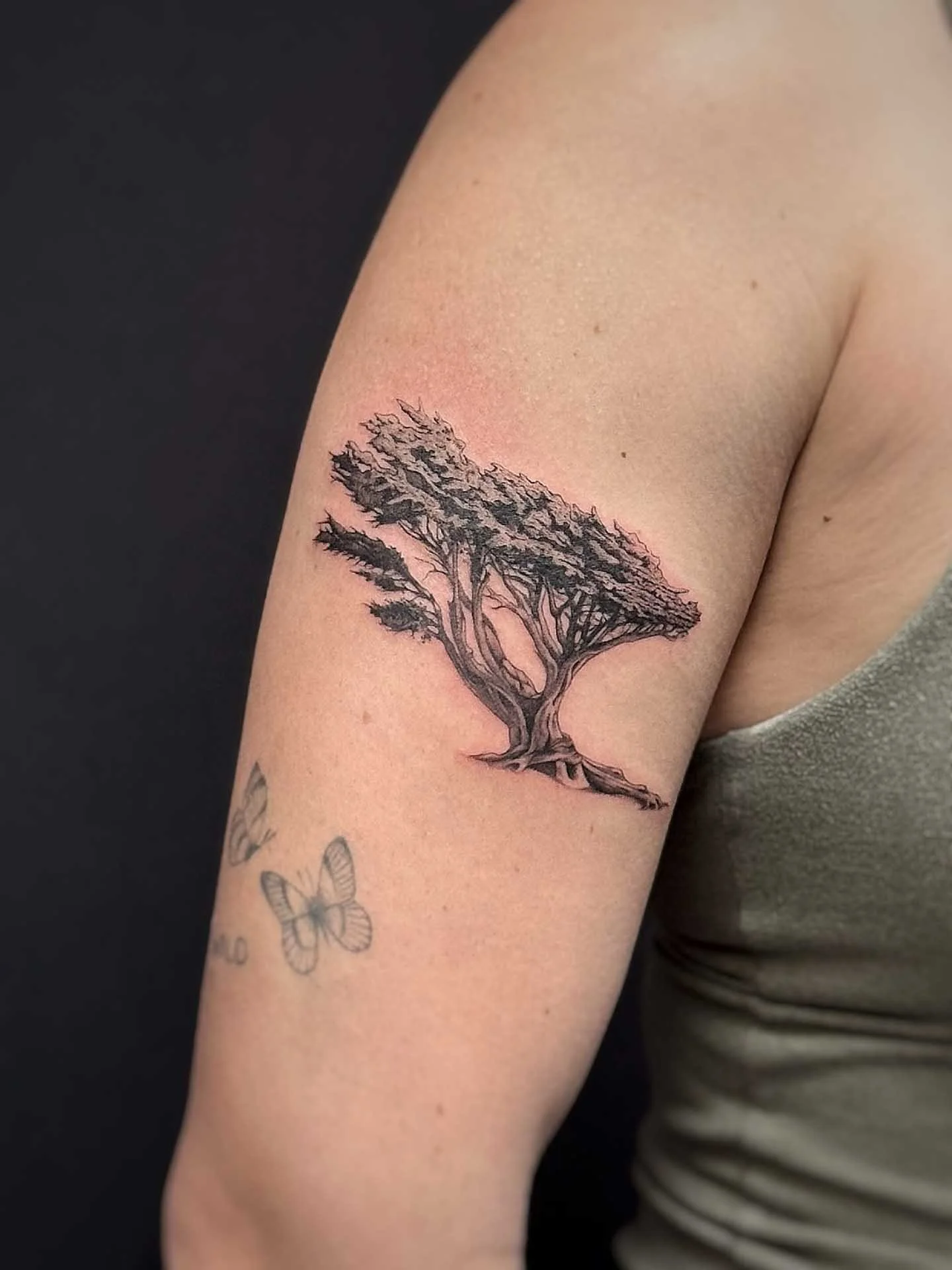Microrealism tattoos by Whiskietattoos_Dark Water_Bay Area Illustrative and Fine Line Tattoos 2025001.jpg