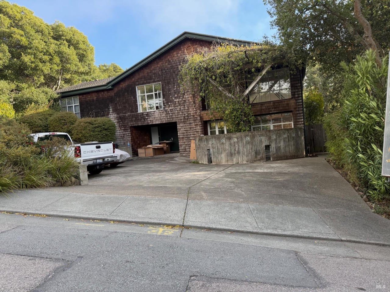4 Tara Hill Road, Tiburon