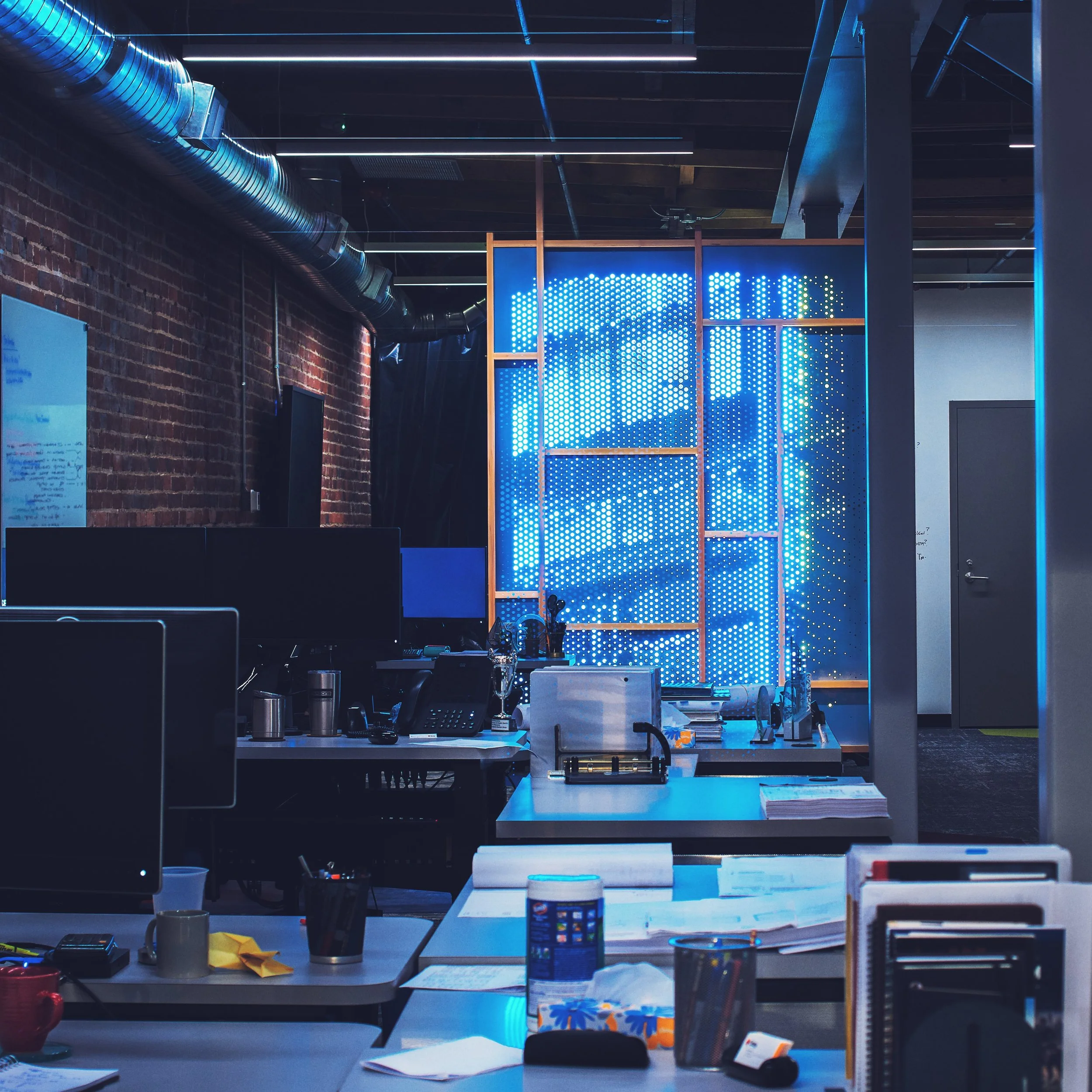 Gray Office Fabrication
