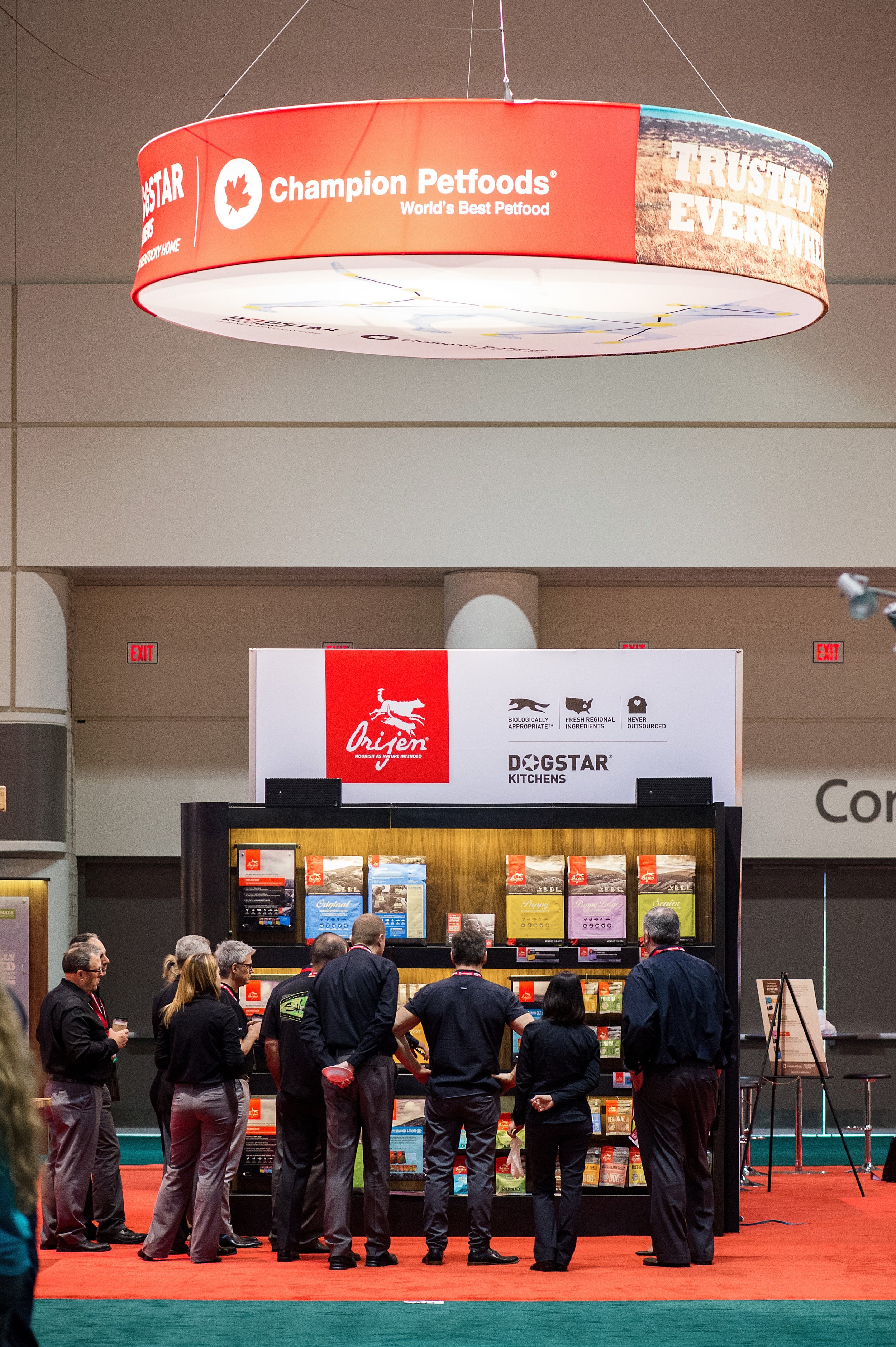 1602X Champion Petfood Tradeshow_006.jpg