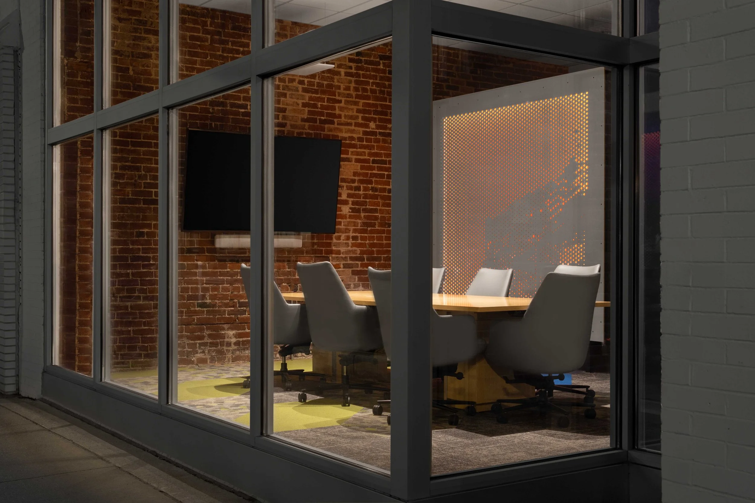 1920X Gray-Lil SiX Wall_029.jpg