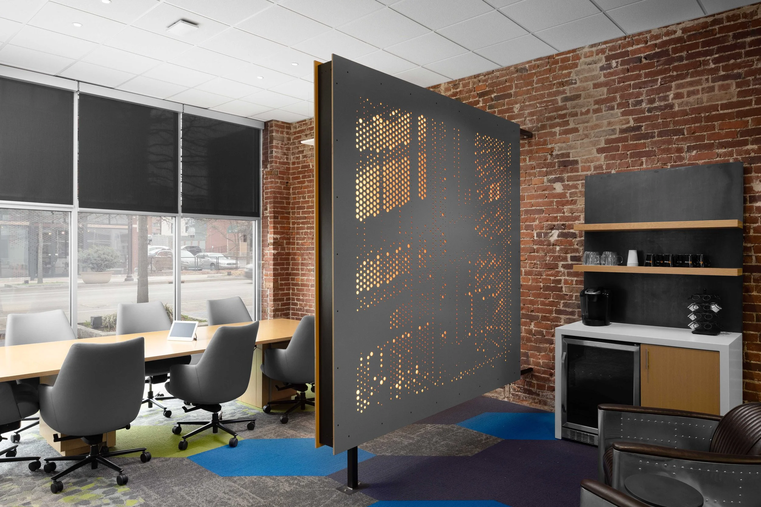 1920X Gray-Lil SiX Wall_020.jpg