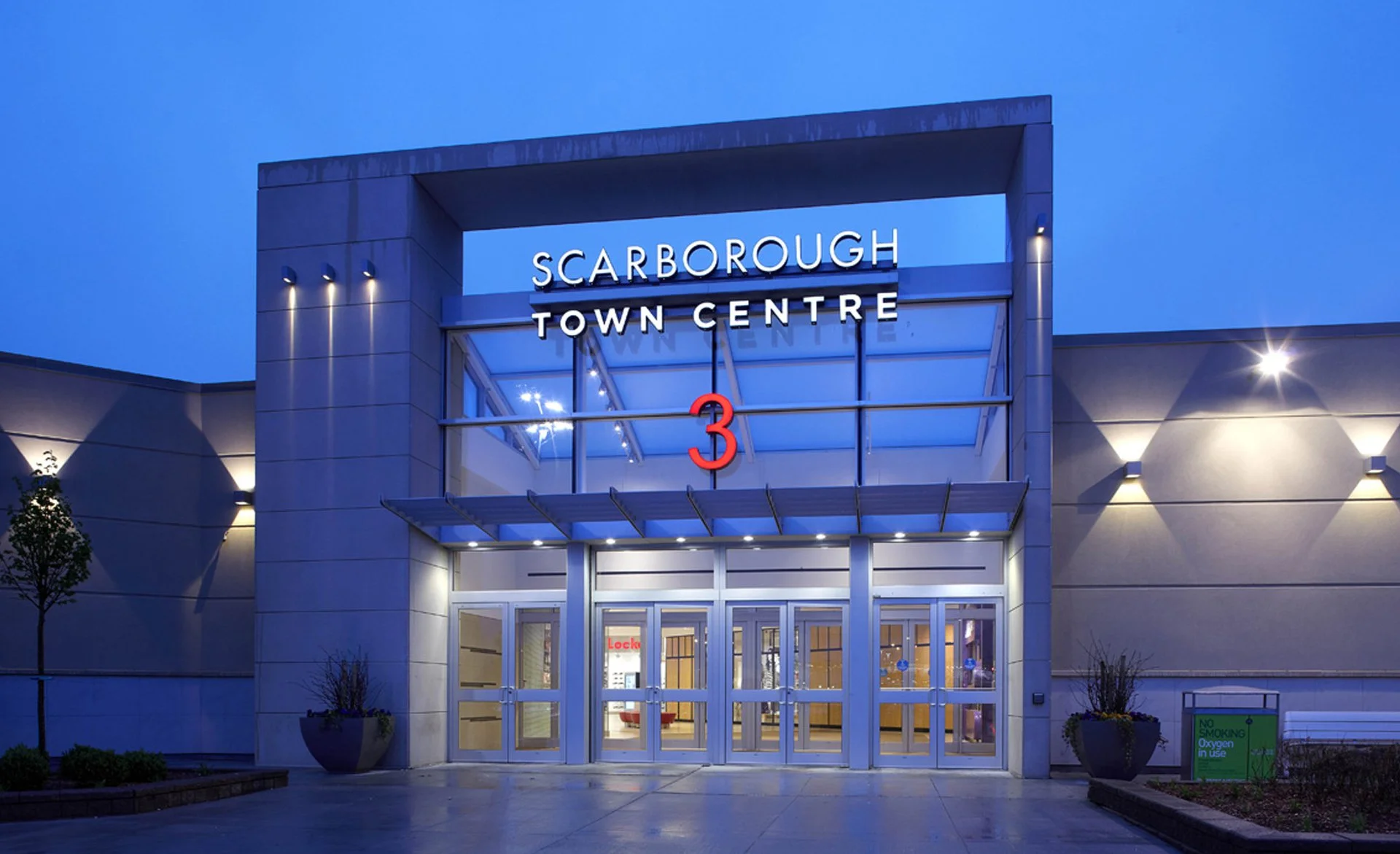 Scarborough Town Centre — P E T R O F F