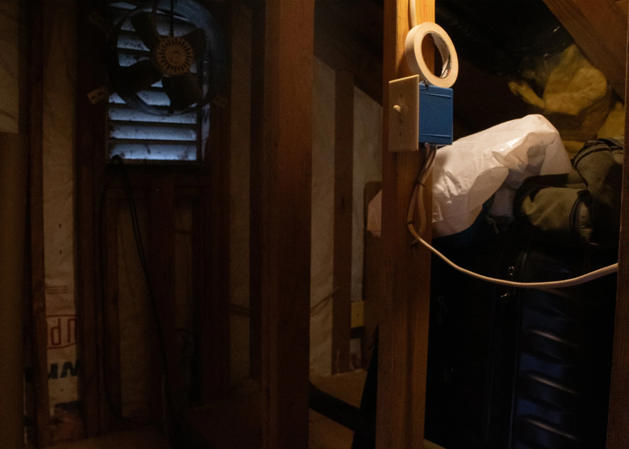 Wirethruwithtape copy.jpg