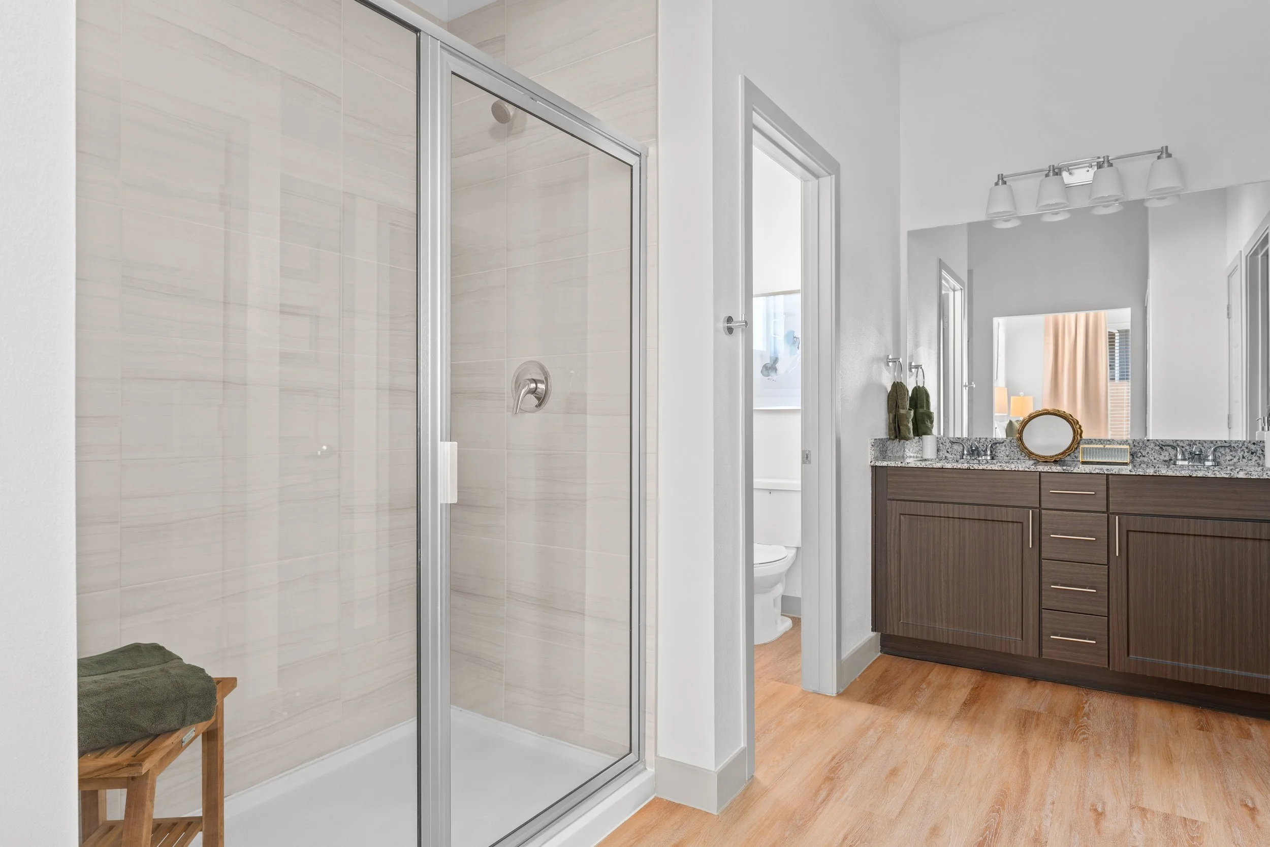 Interior - 08568.jpg