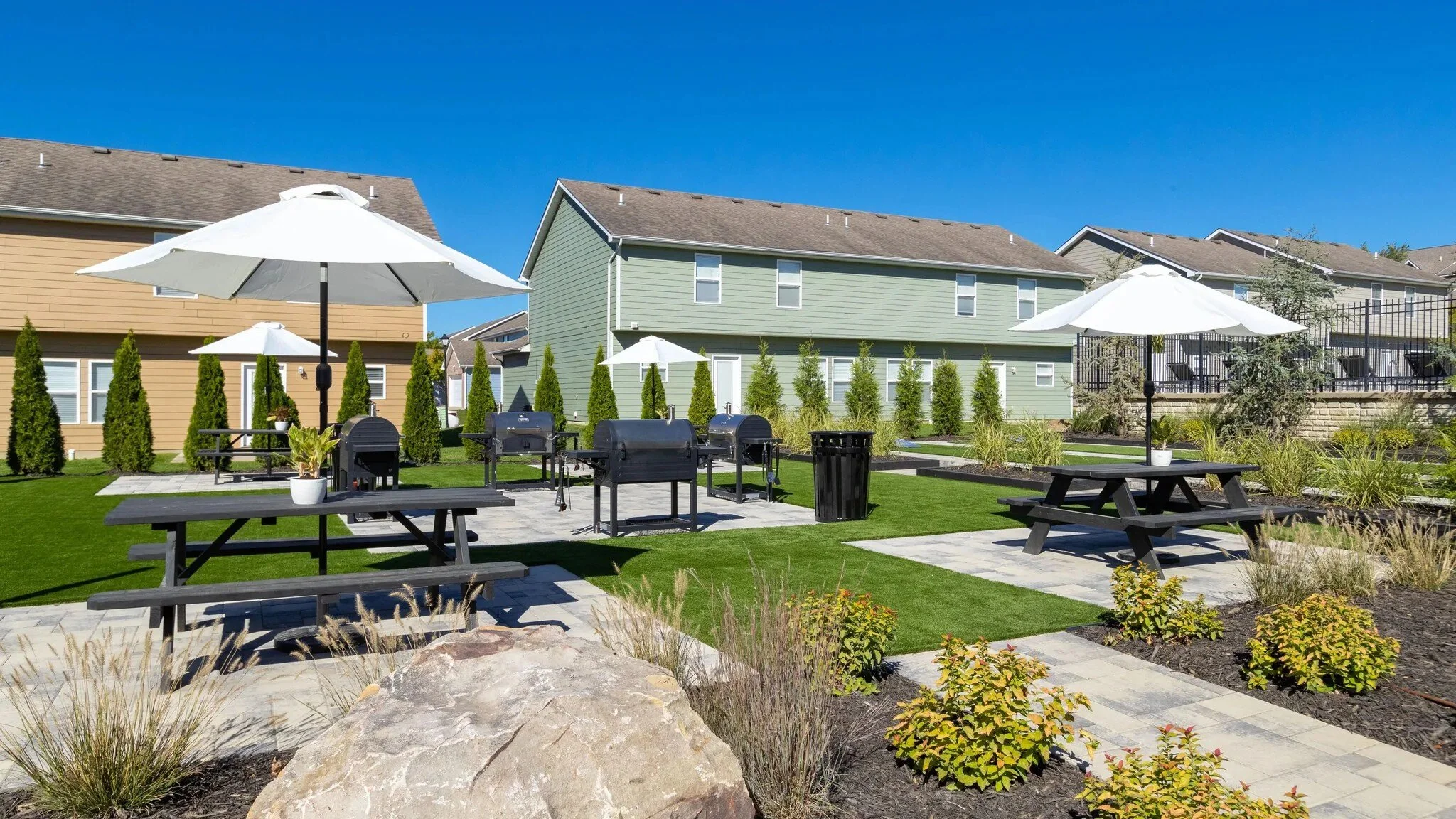 Monument Square Investment Group and Keystone Joint Venture Acquires The Row, a 328-bed Student Housing Community Serving The University of Missouri