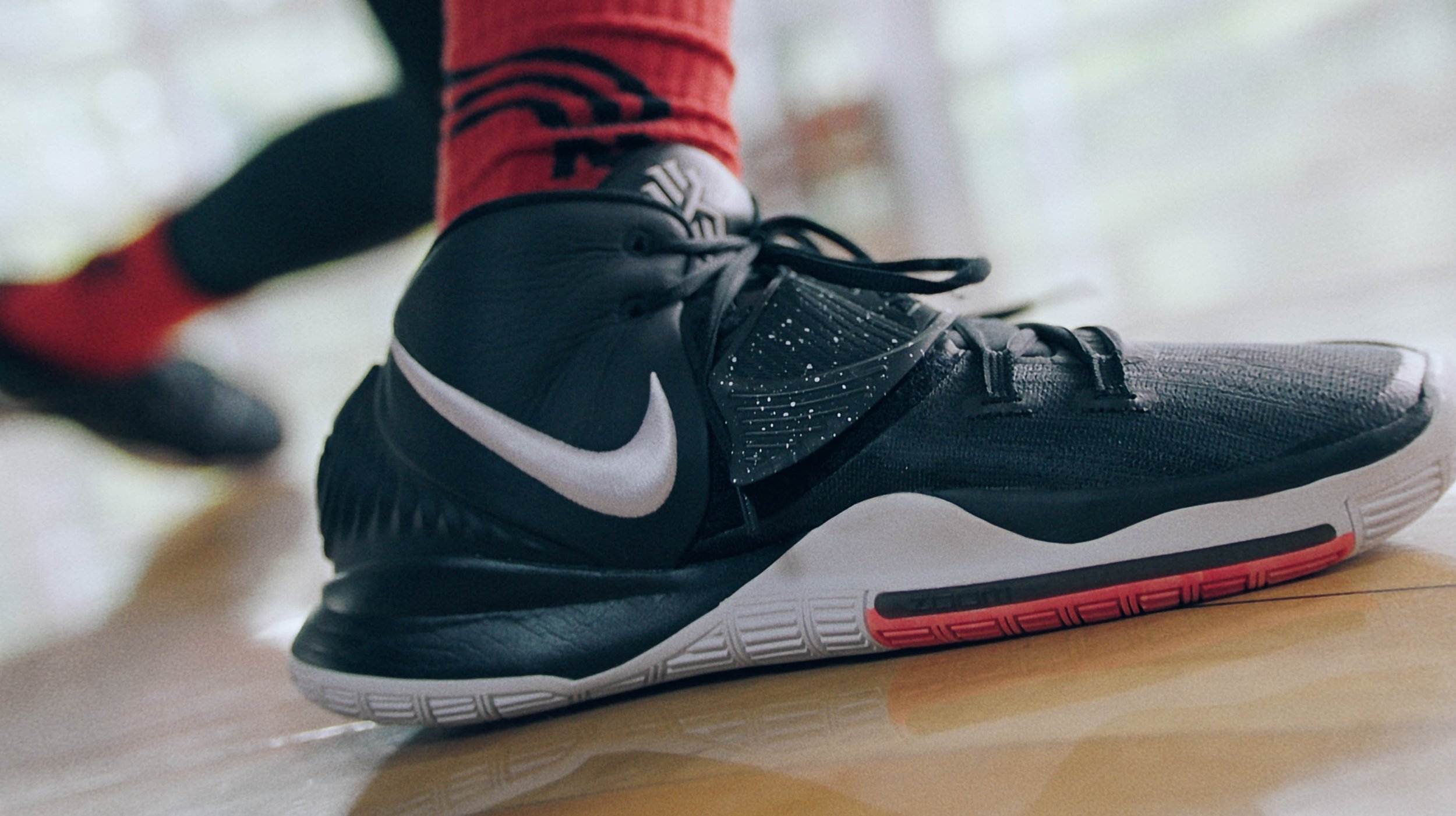 213_NIKE_KyrieQTTC_CompressedAssets-17.jpg