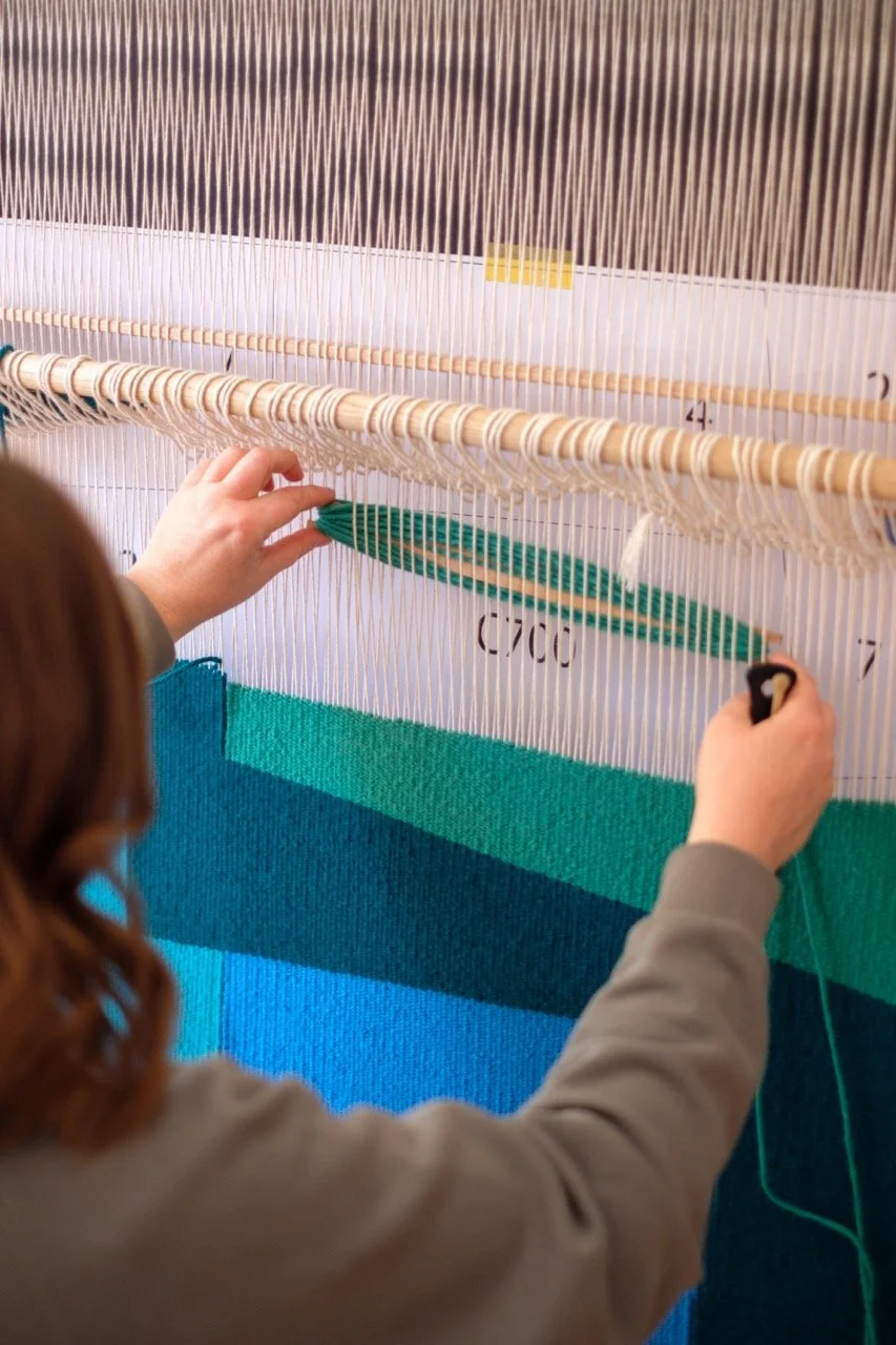 arazzo contemporaneo tessuto a mano