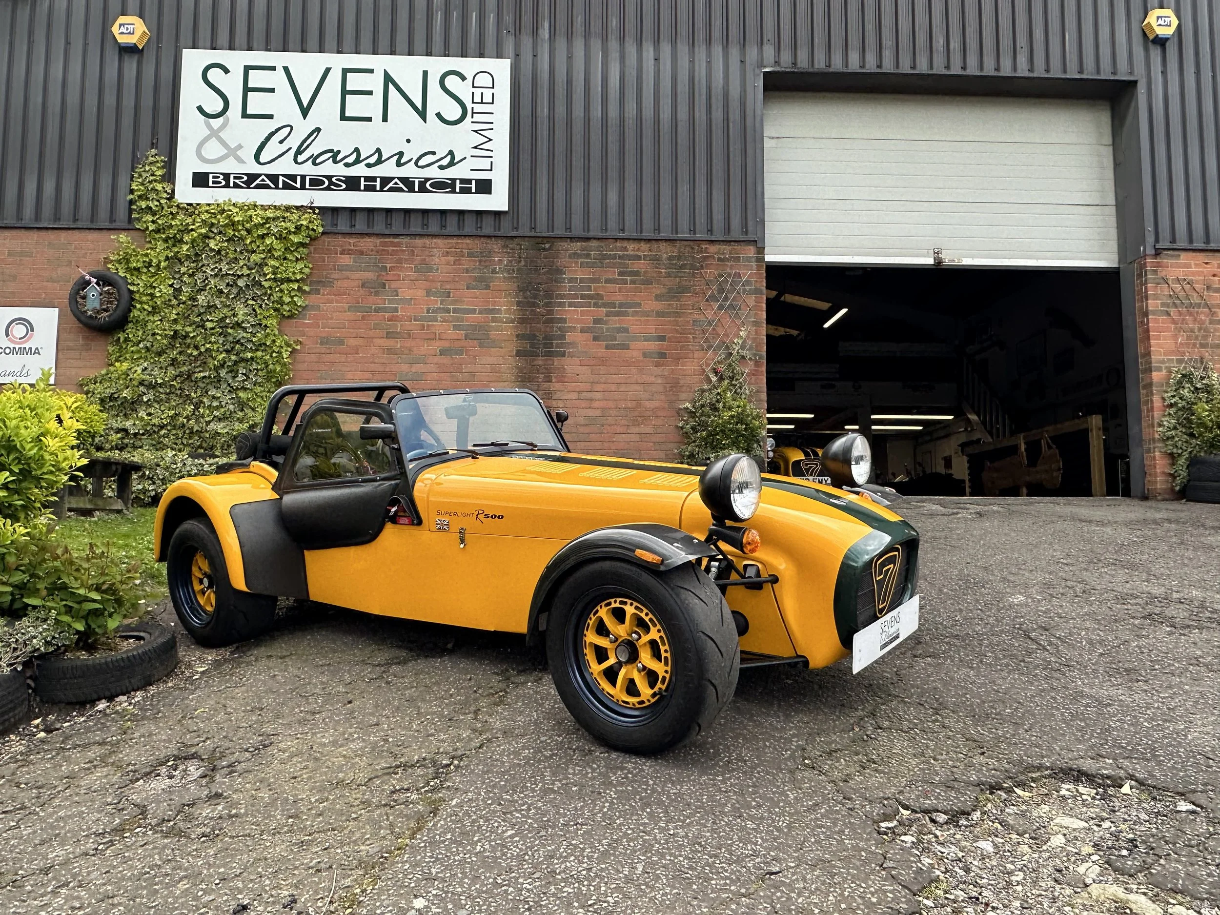 Caterham Superlight R500 — Sevens & Classics