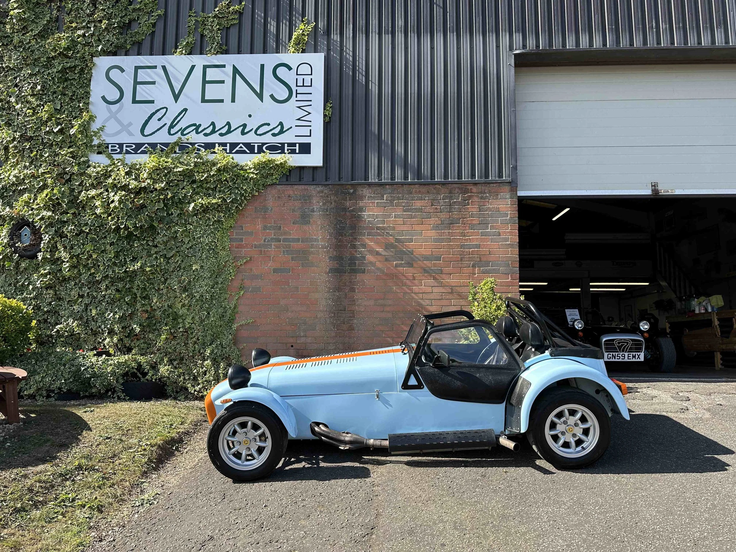 Caterham Superspoprt 135 - P131CCT (11).jpeg