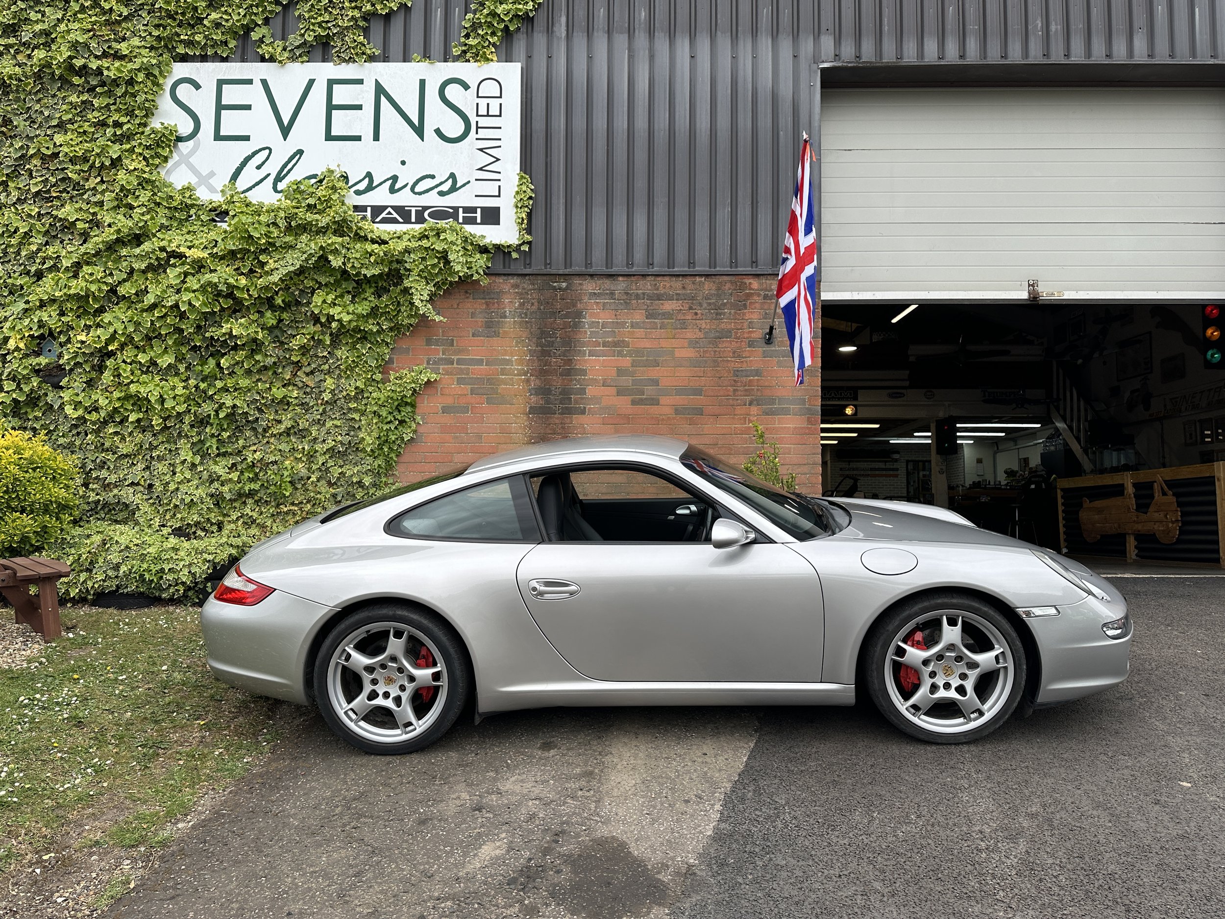 Porshe 911 (1010) - MX56ECT.jpg