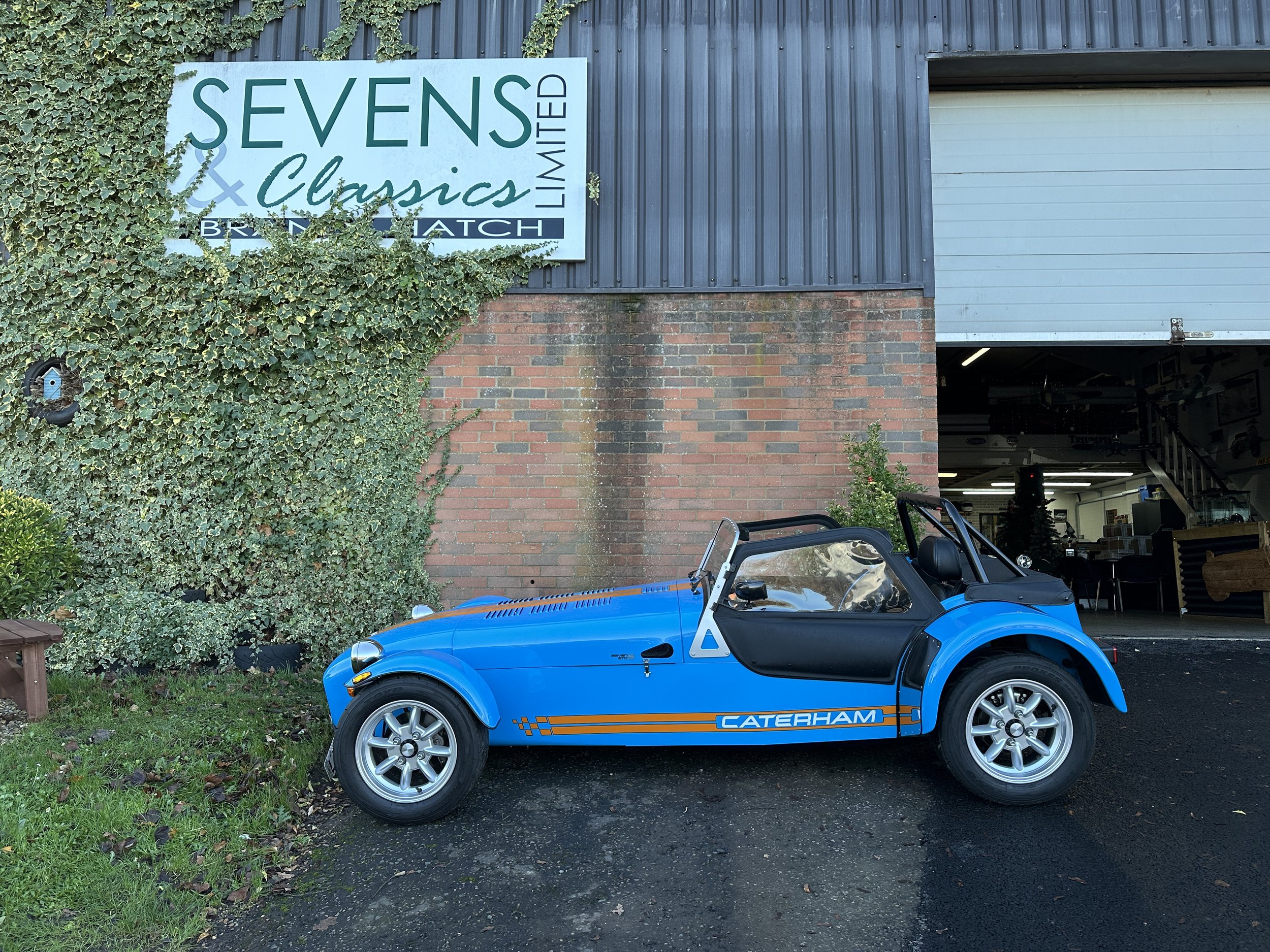 Caterham 270S SV AY70FAO (12).jpg