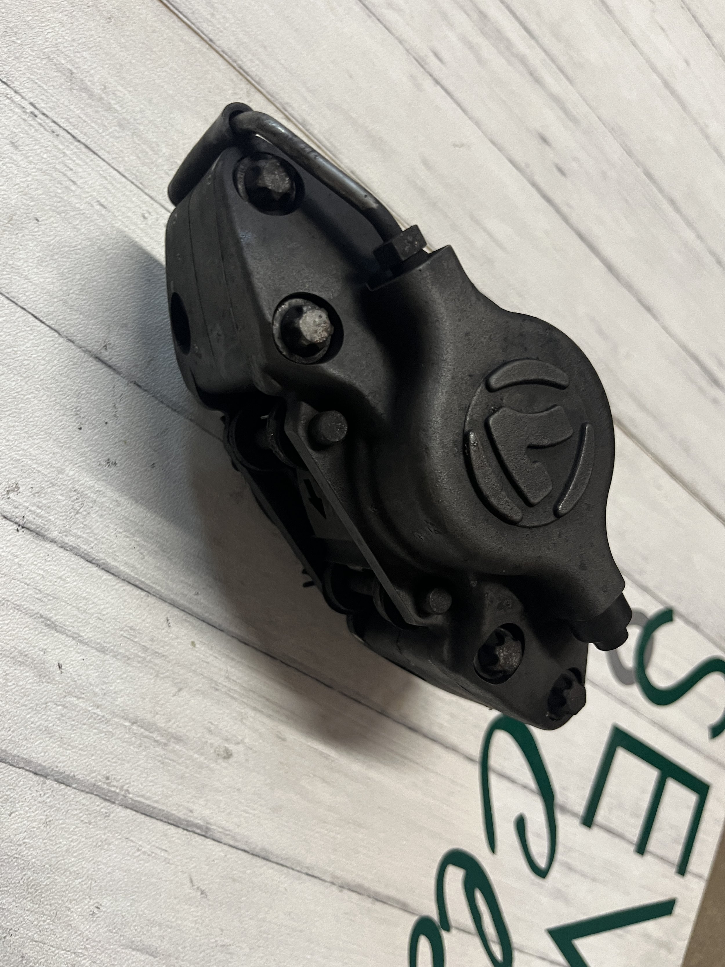 Caterham Radial Caliper - Std 2 pot (4).jpg