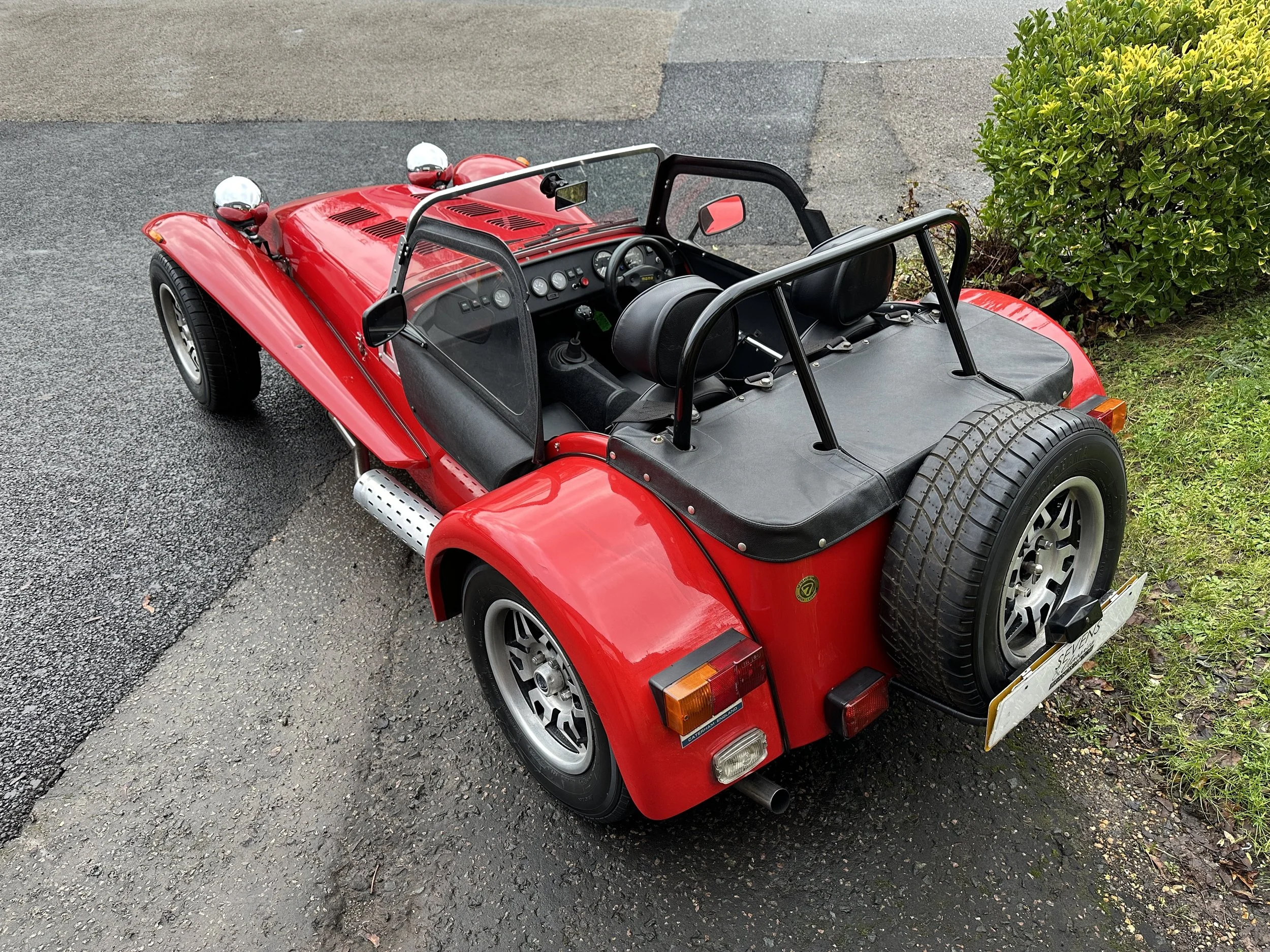 Caterham 1700 X Flow - Q45UFC (3).jpg