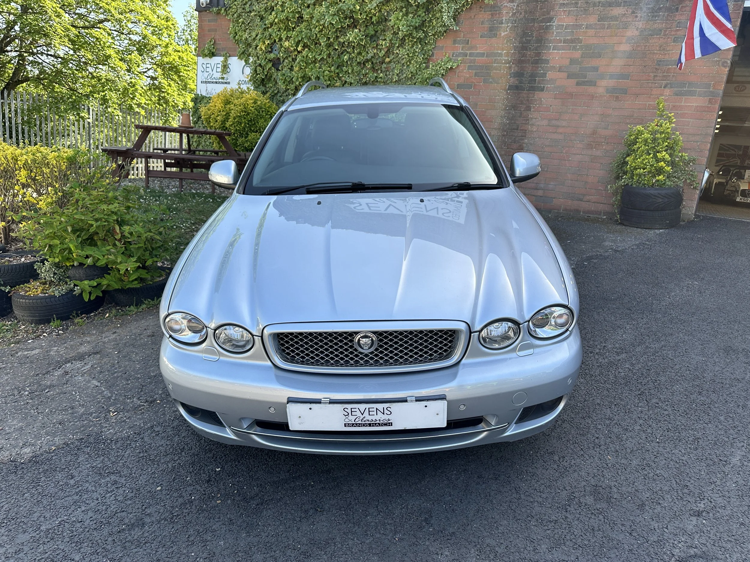 Jaguar X Type - GK59UKL (2).jpg