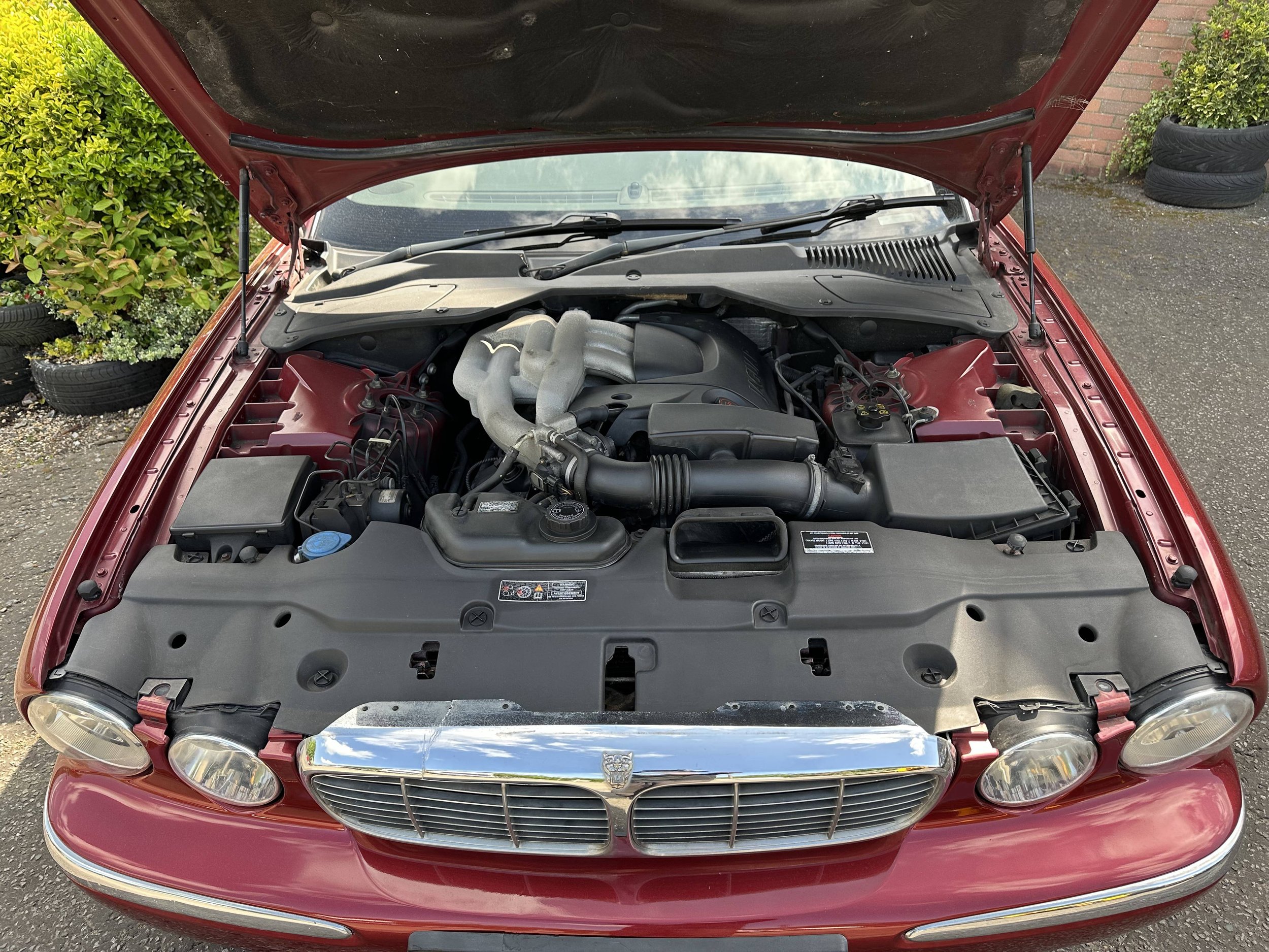 Jaguaer XJ6 - LX52WVM (13).jpeg