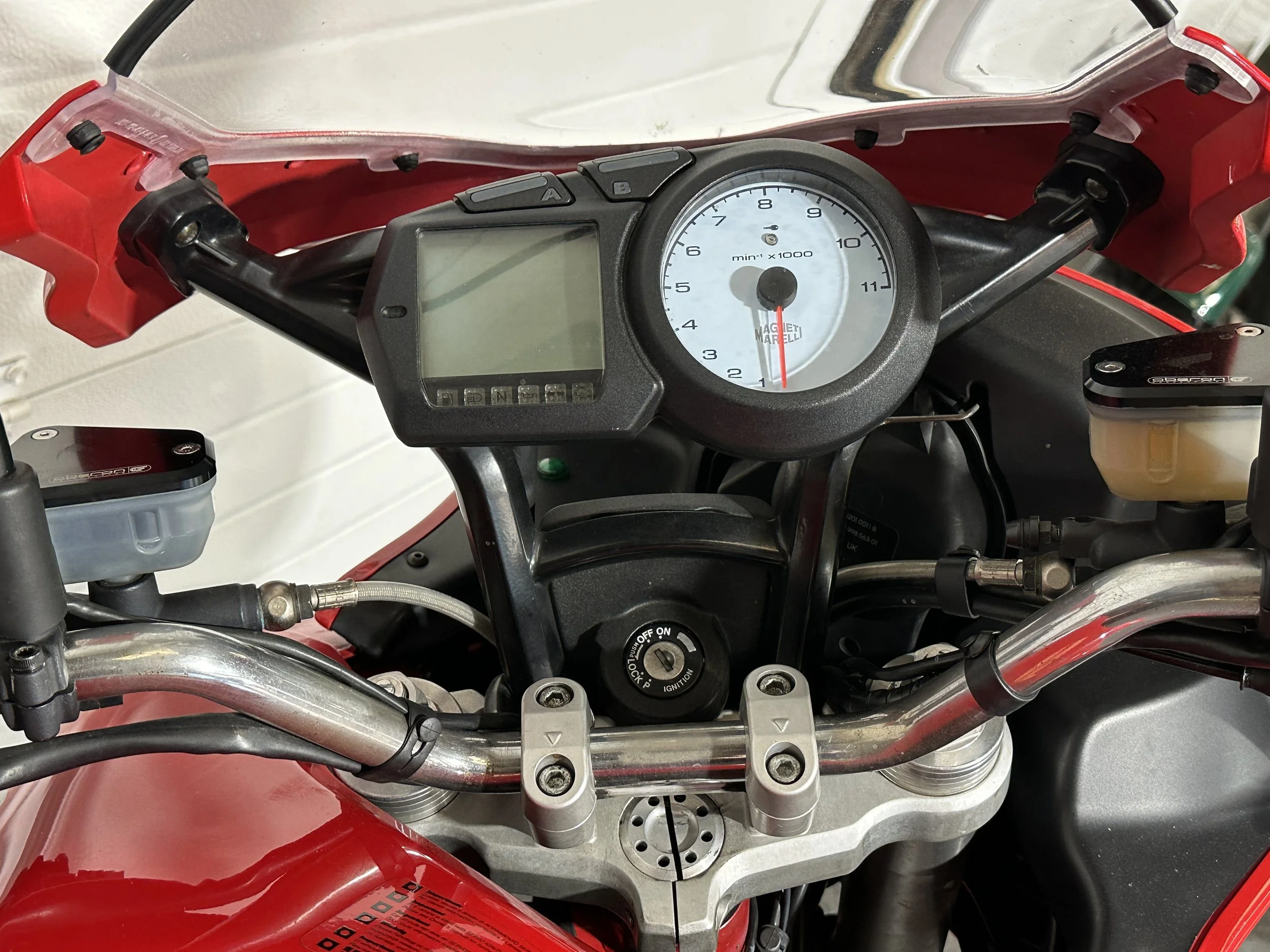 Ducati MultiStrada 1000D - LJ03XVS (18).jpg