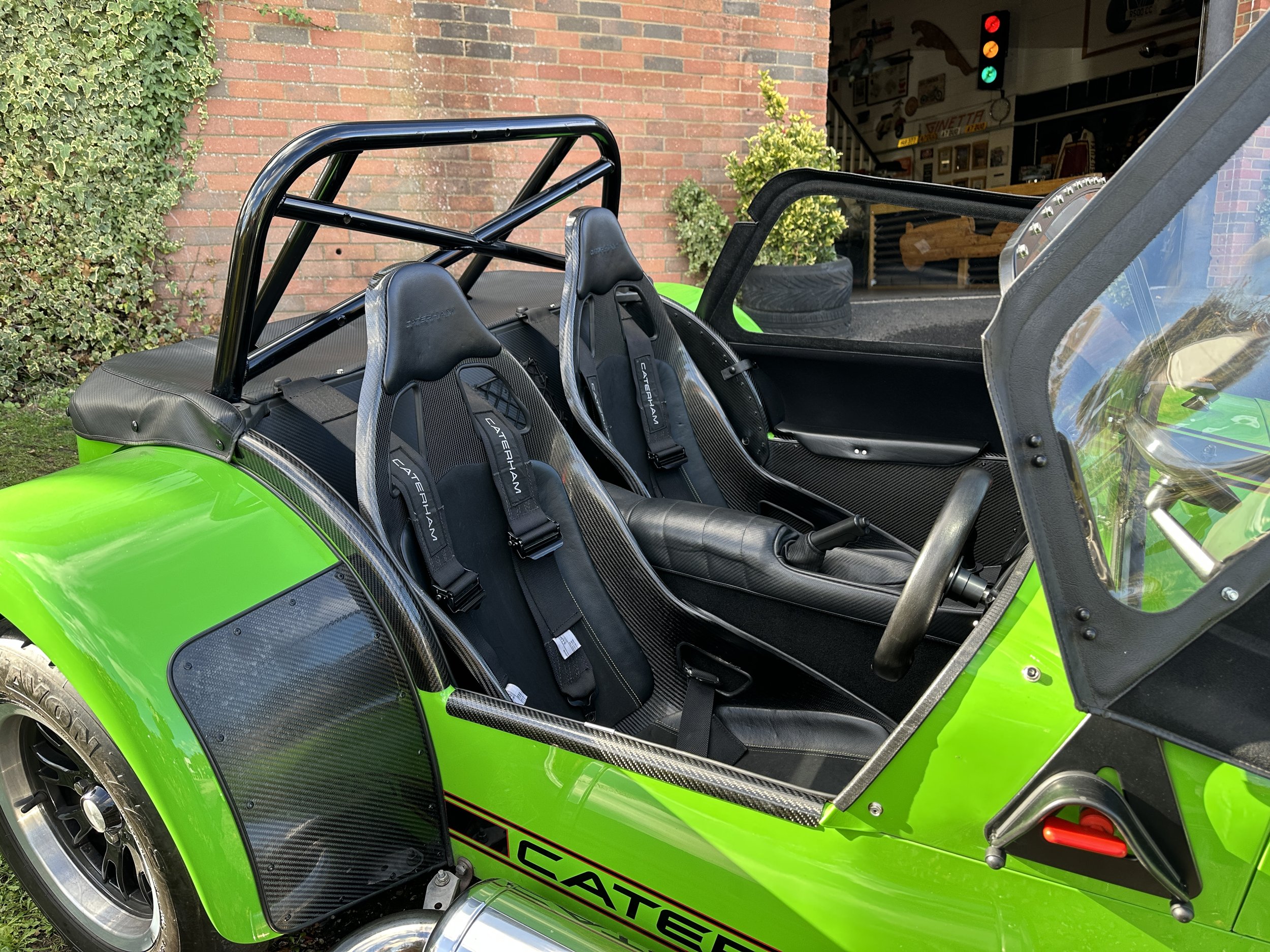 Caterham 620R SV - V11ELV (9).jpg