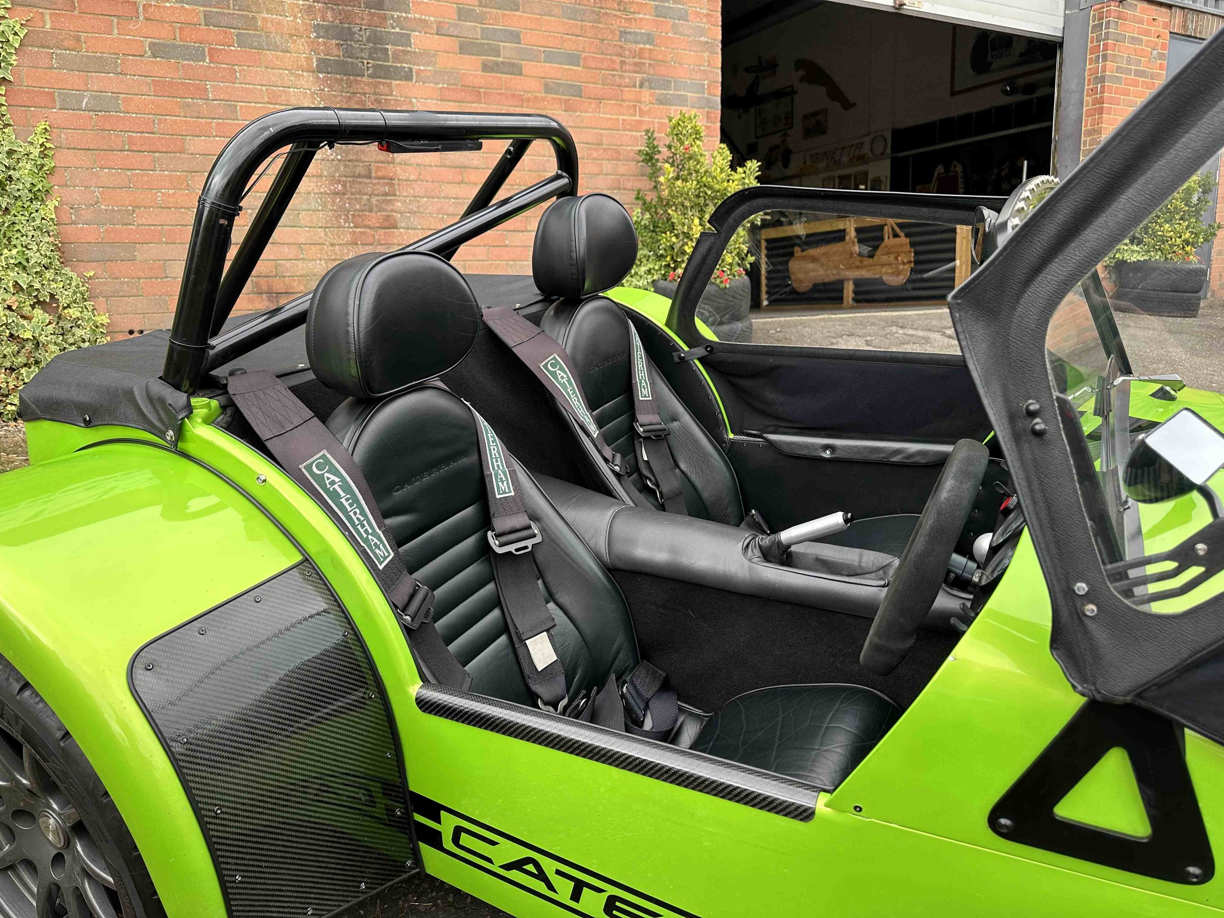 Caterham SV 220 - R99OKS (9).jpeg