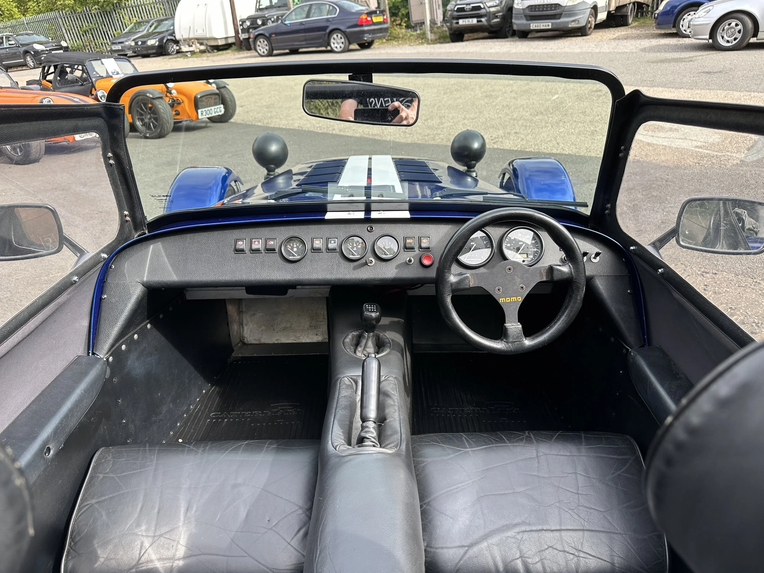 Caterham SV 140 - GK02OZR (7).jpg