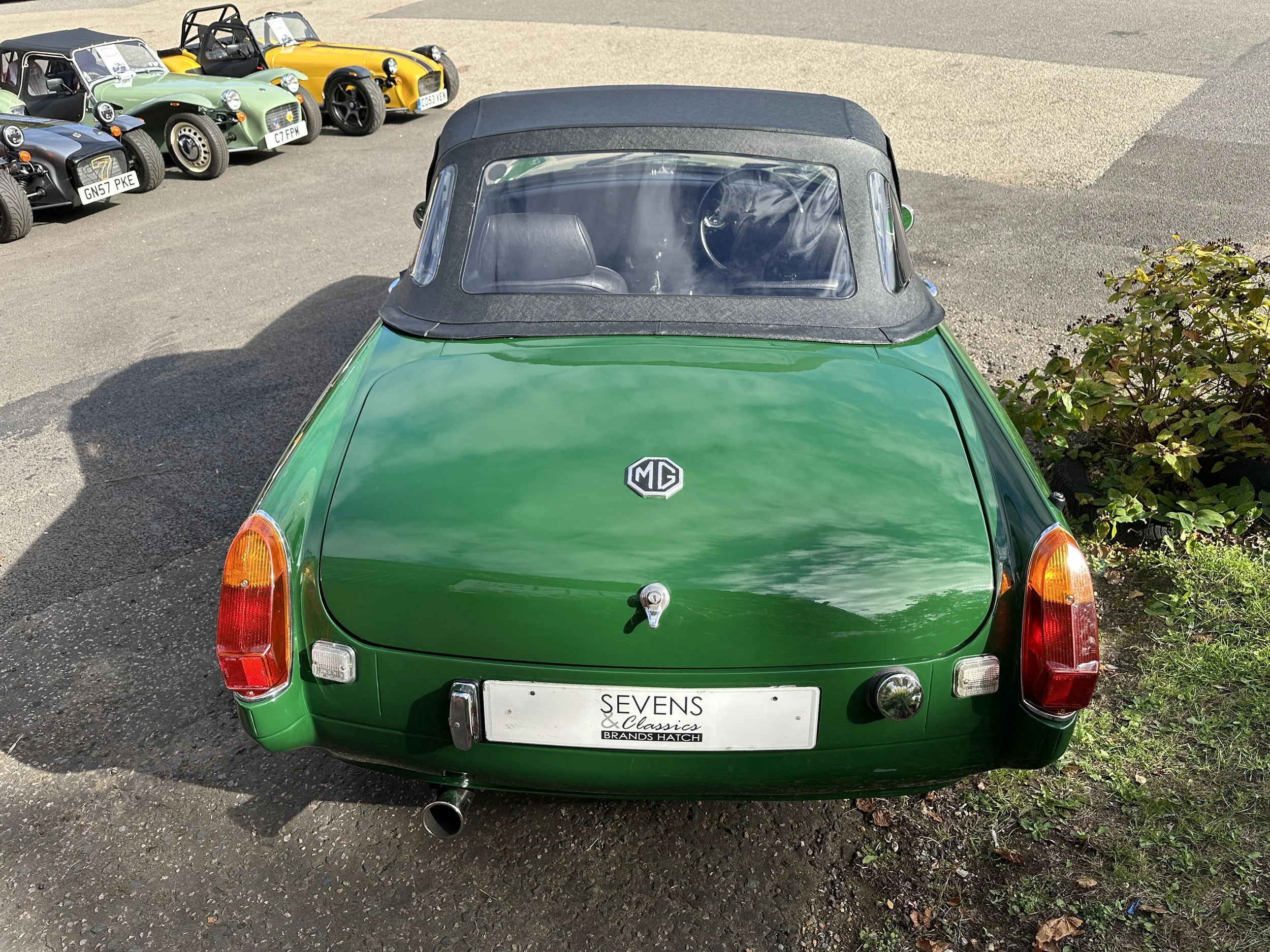 MGB Roadster - TVP495S (5).jpg