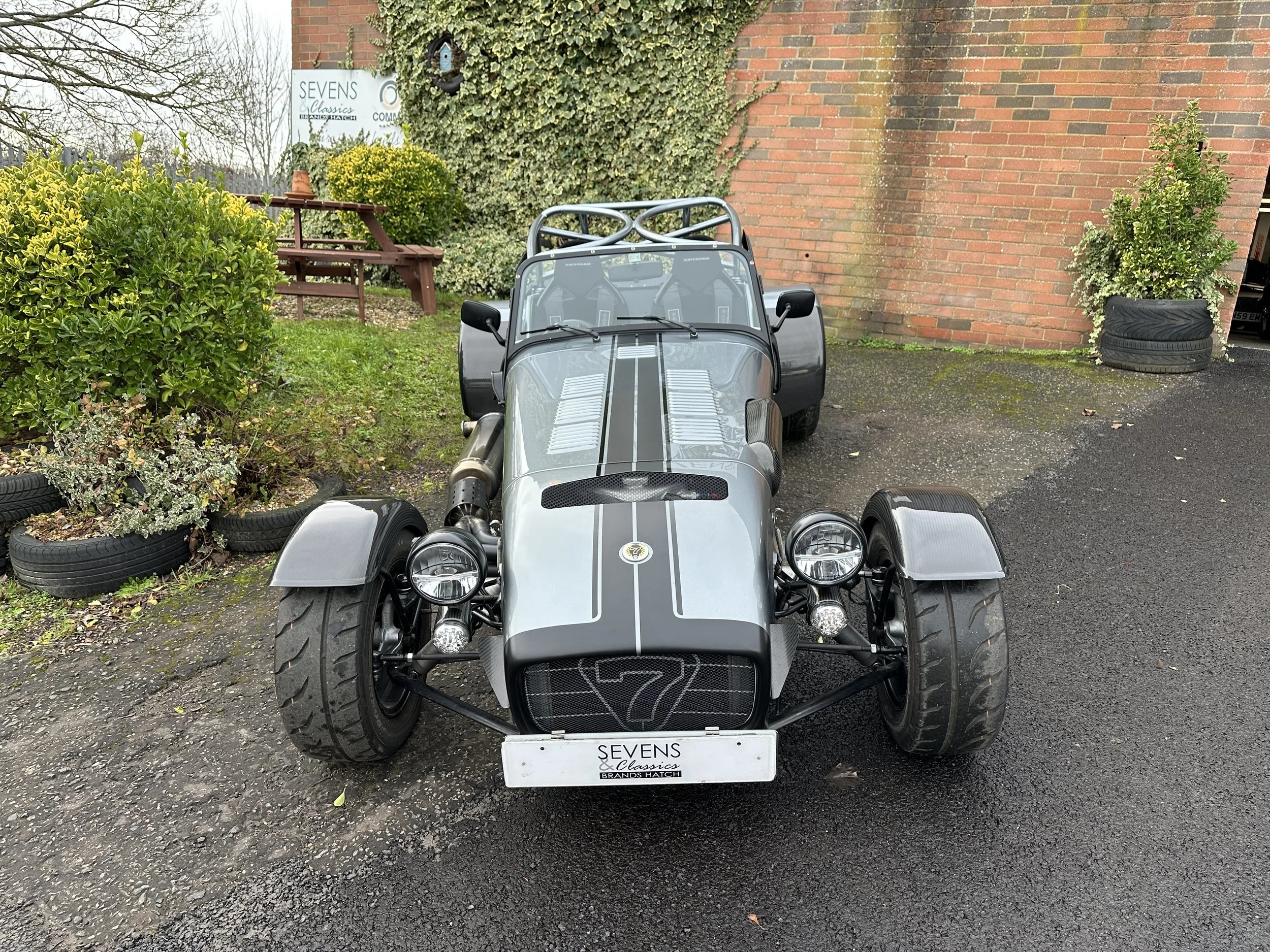 Caterham R500 Front Caterham Superlight R500 | Sevens & Classics
