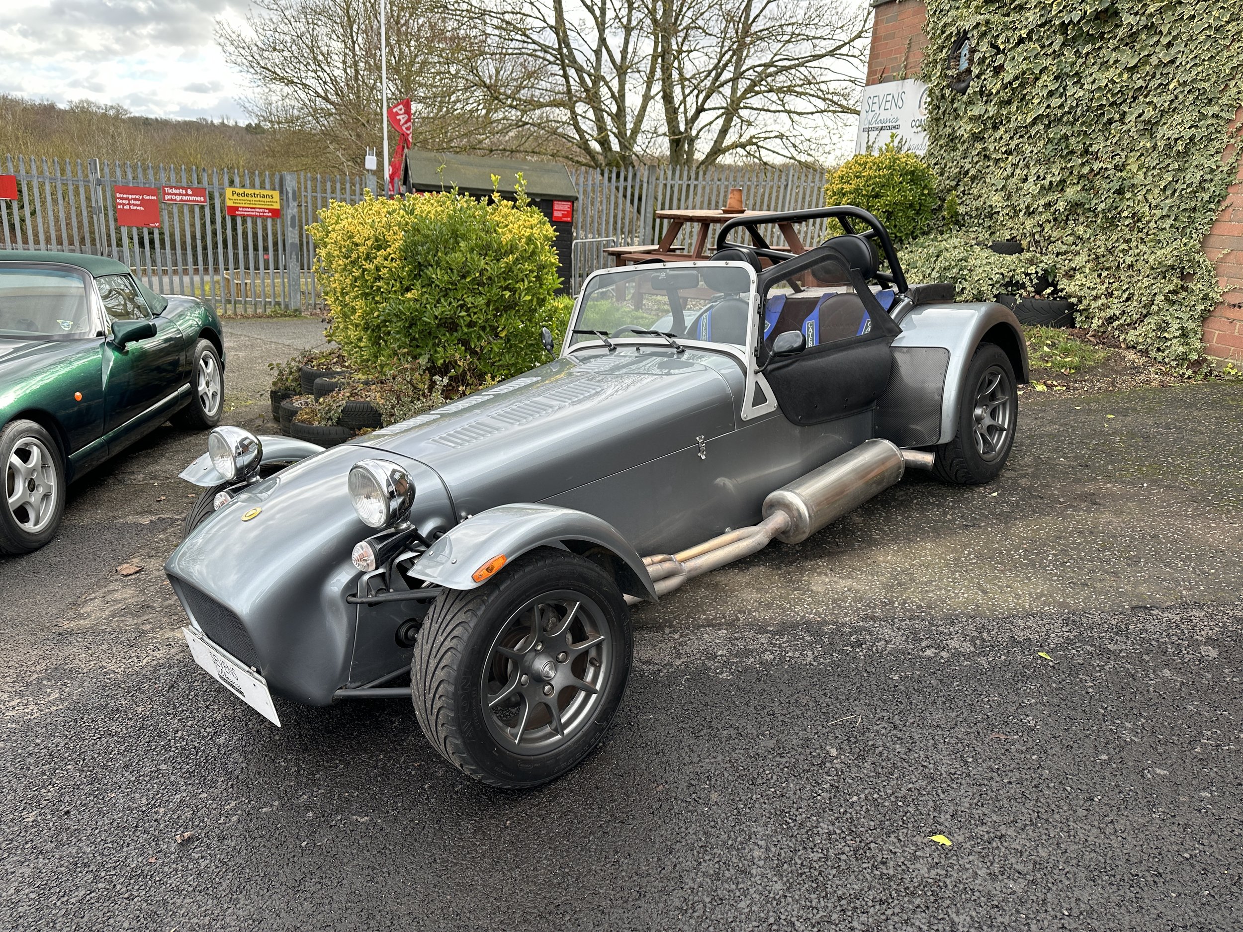 Caterham VHPD - RX54AVL (3).jpg