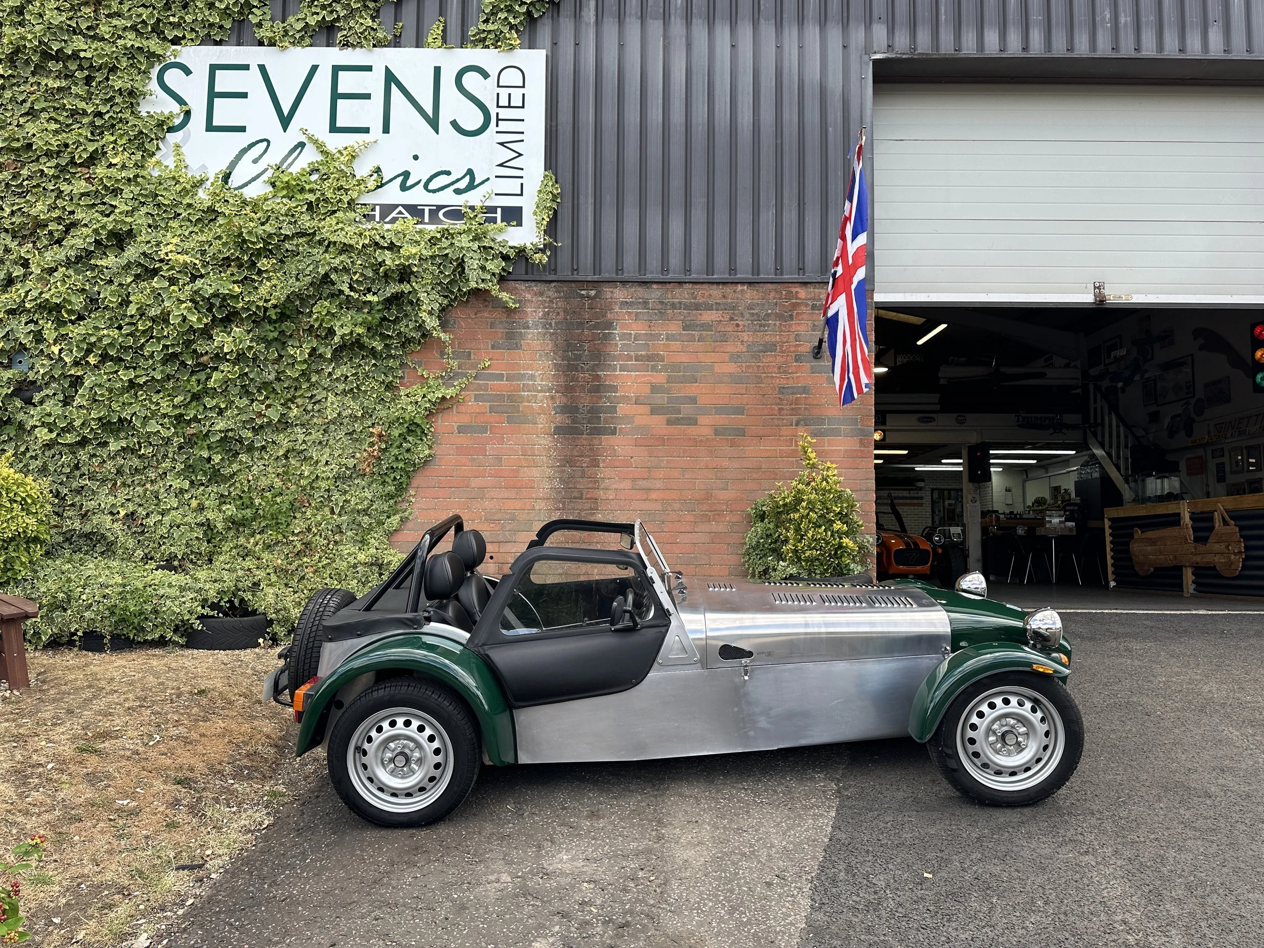 Caterham Seven 160 - LX64BBF (13).jpg