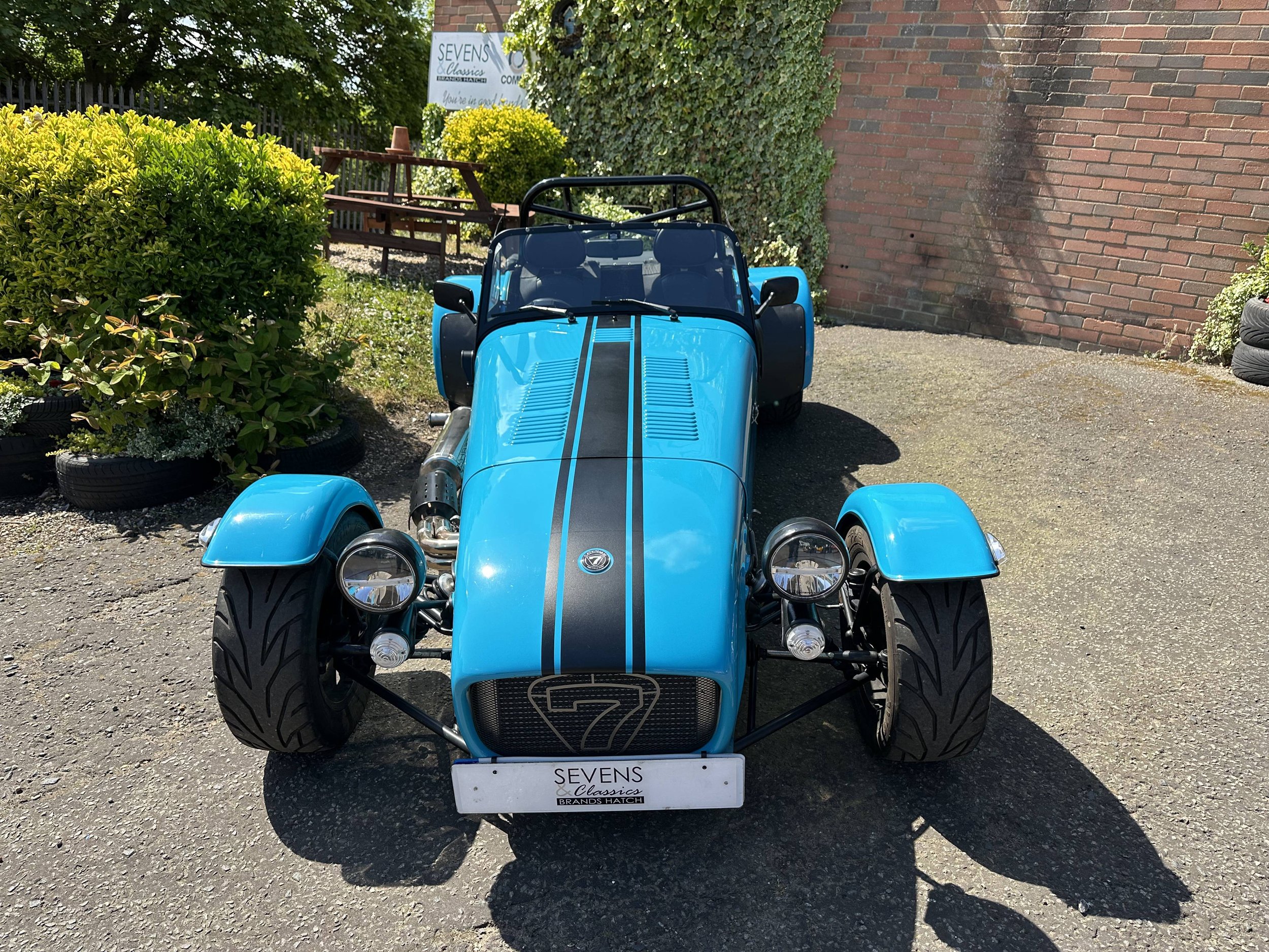 Caterham 310R - LV17HVP (2).jpeg