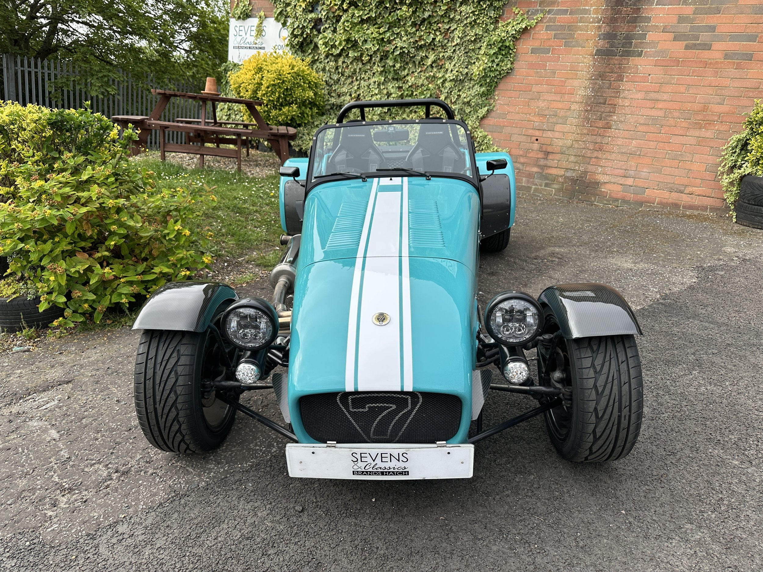 Caterham R400 - R400GPS (2).jpg