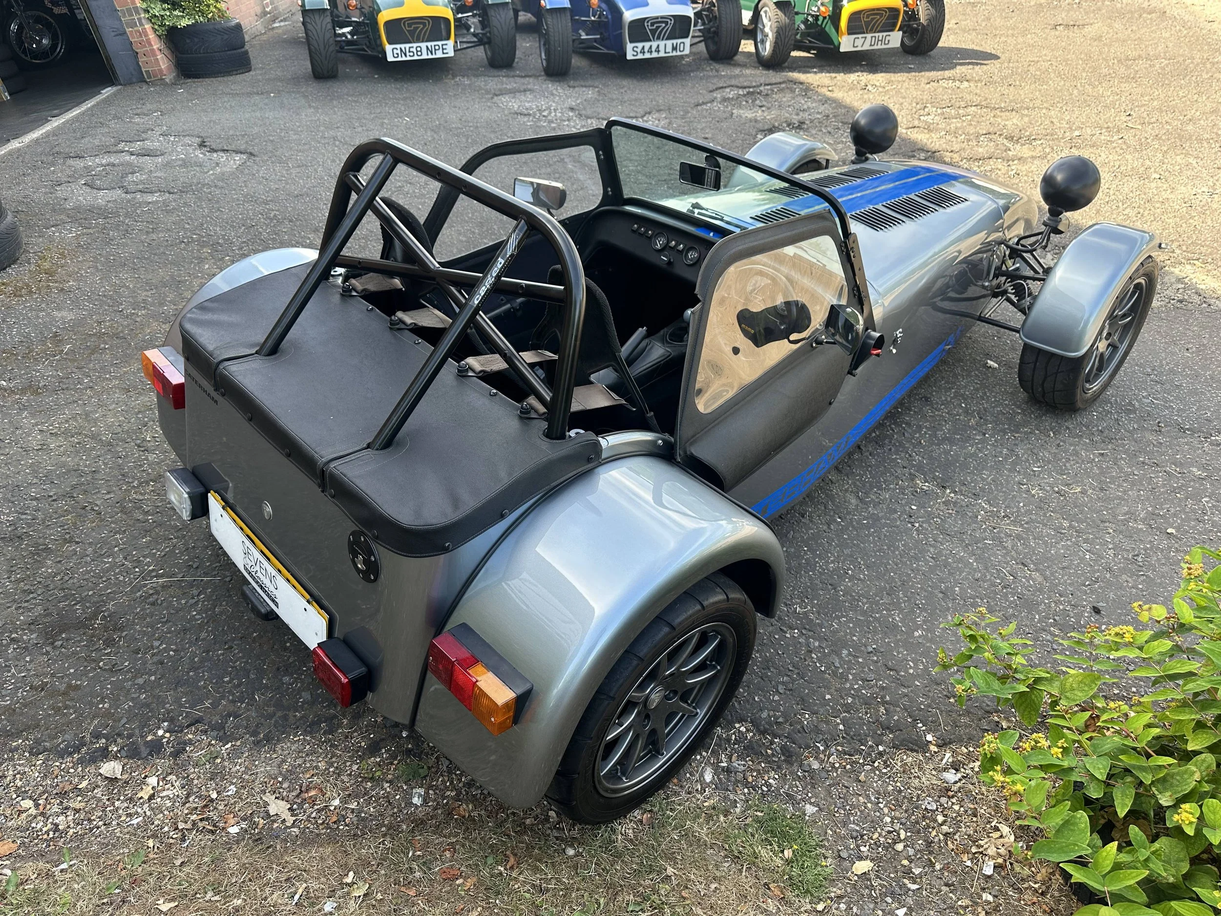 Caterham Roadsport160 - AY05HKT (6).jpeg