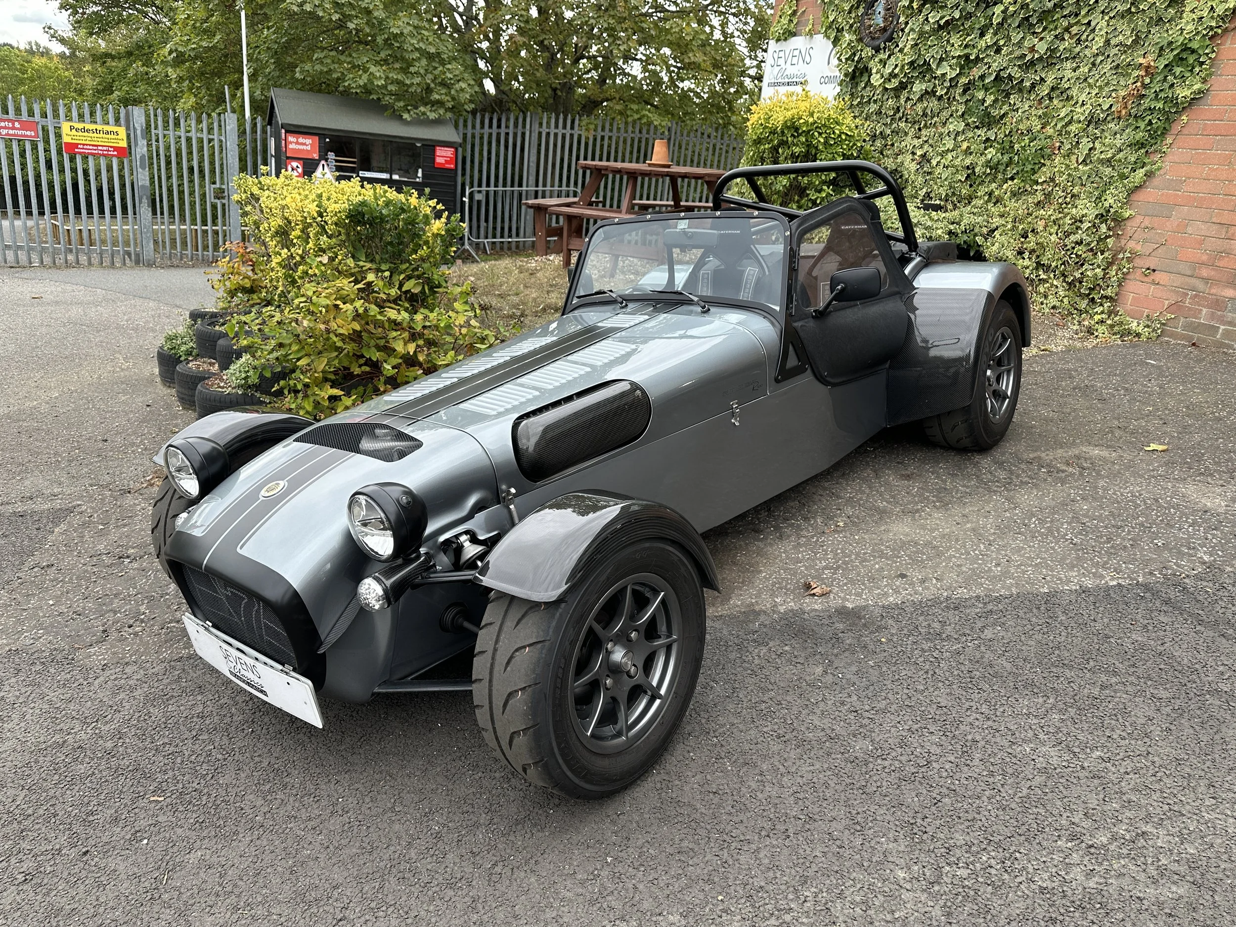 Caterham Superlight R500 D - GN58UKF Sep 2026 (3).jpg
