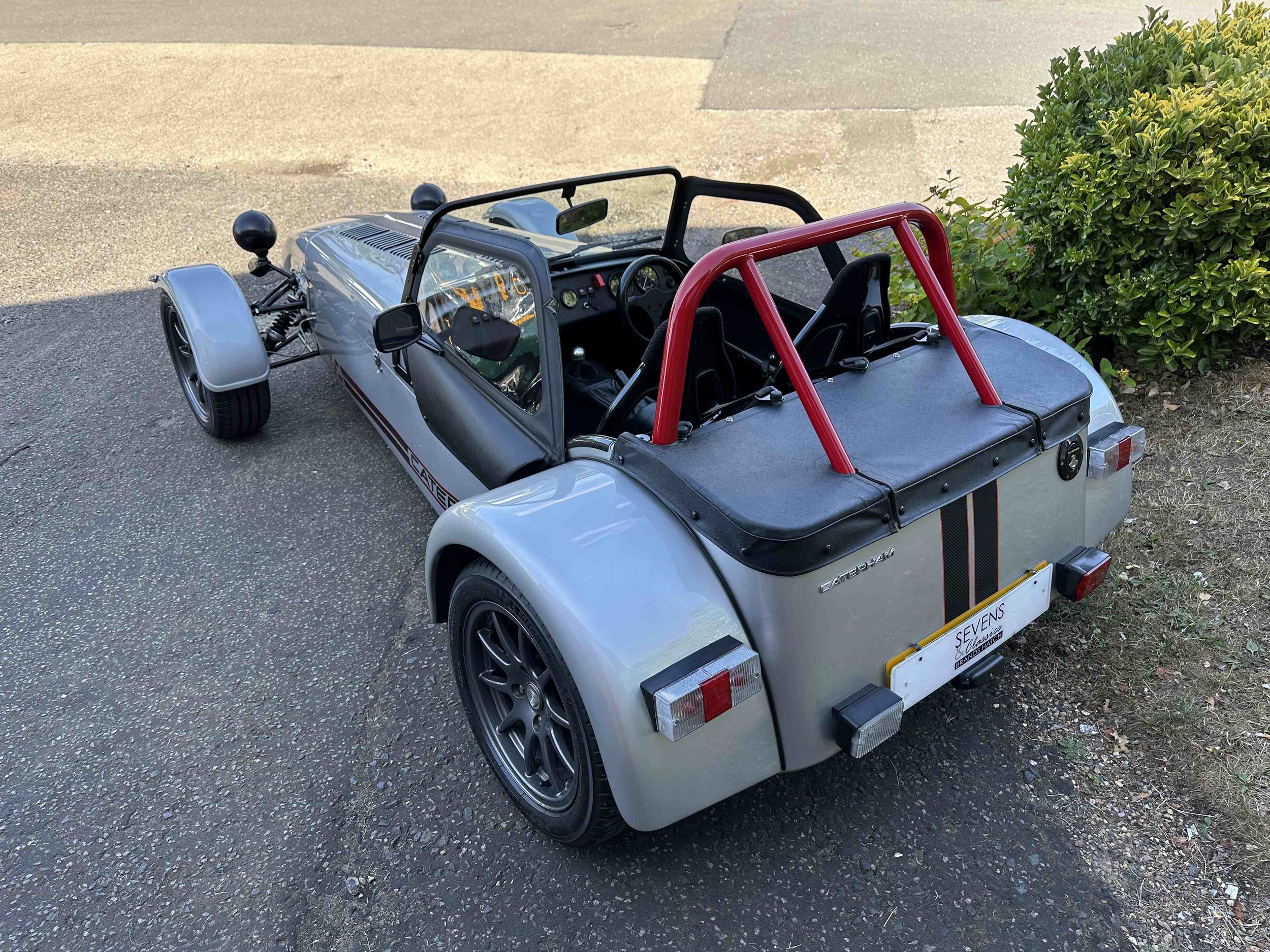 Caterham Roadsport - GN11ENY (4).jpeg